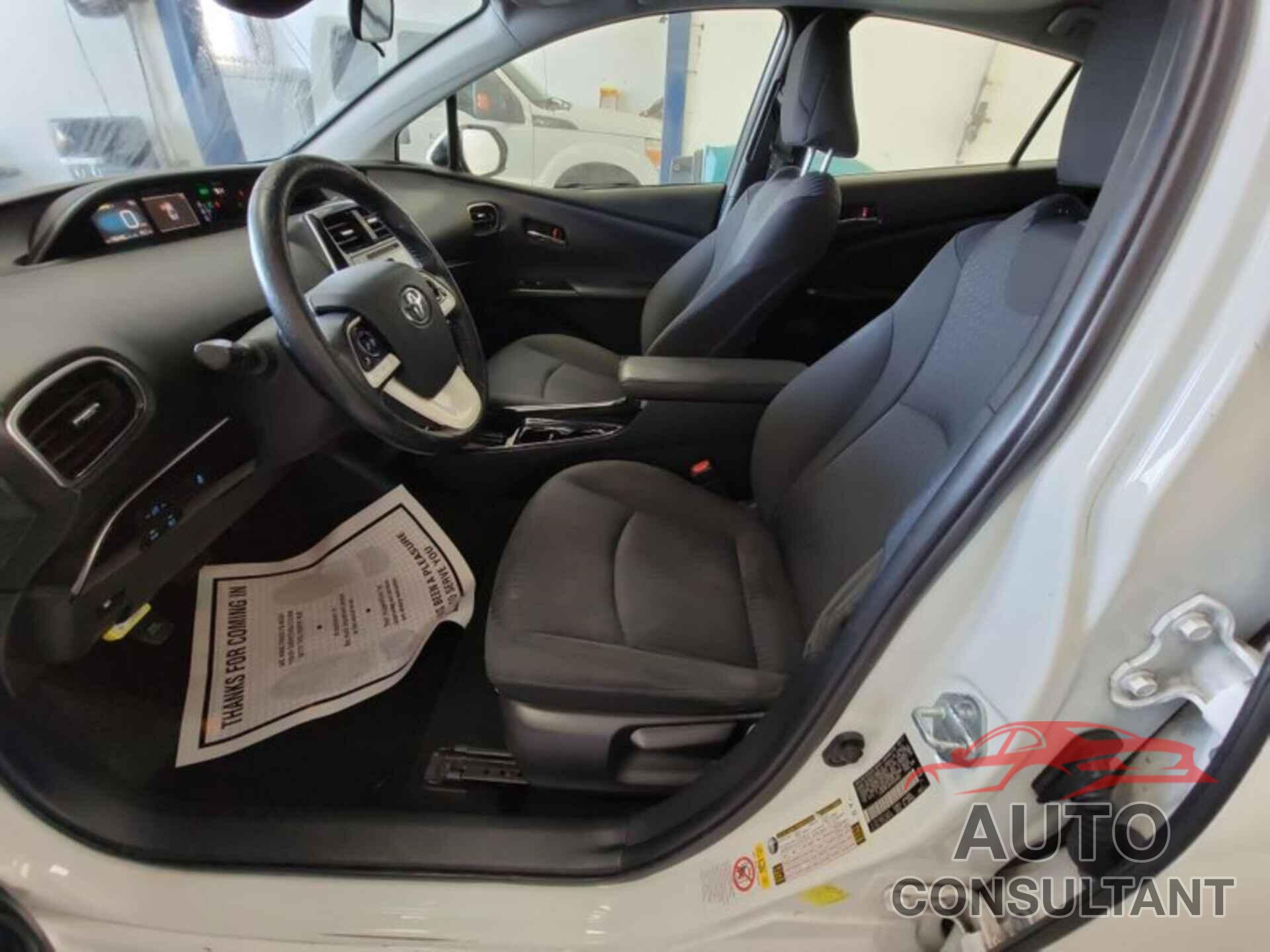 TOYOTA PRIUS 2017 - JTDKARFU5H3536862