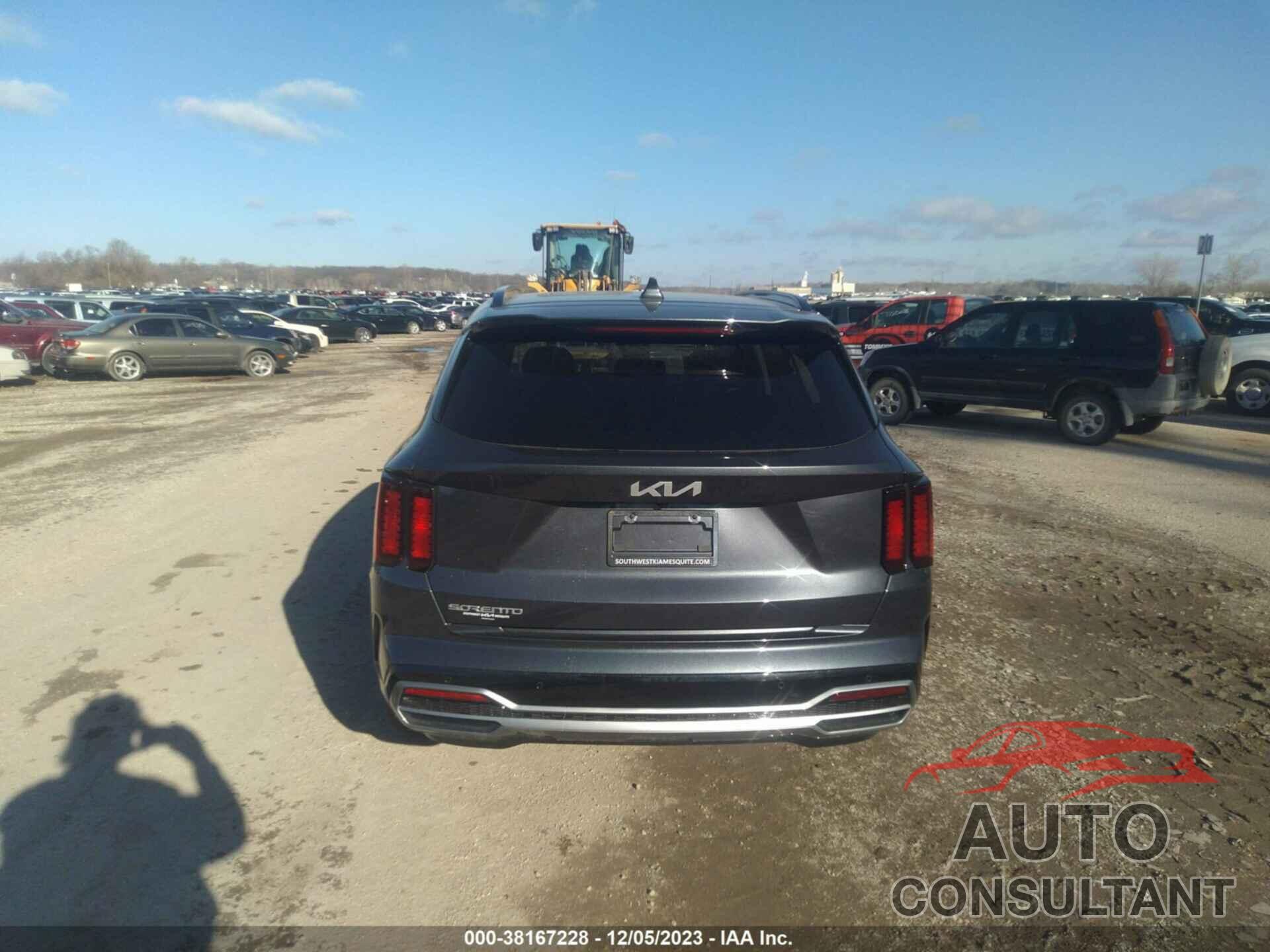 KIA SORENTO 2023 - 5XYRL4LCXPG231844