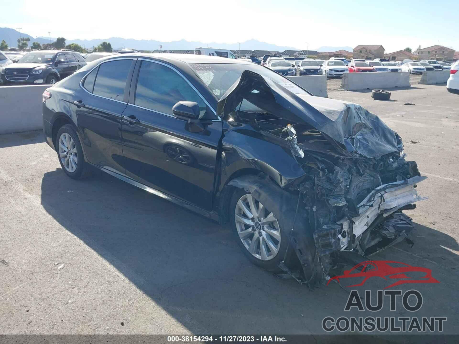 TOYOTA CAMRY 2019 - 4T1B11HK2KU700885