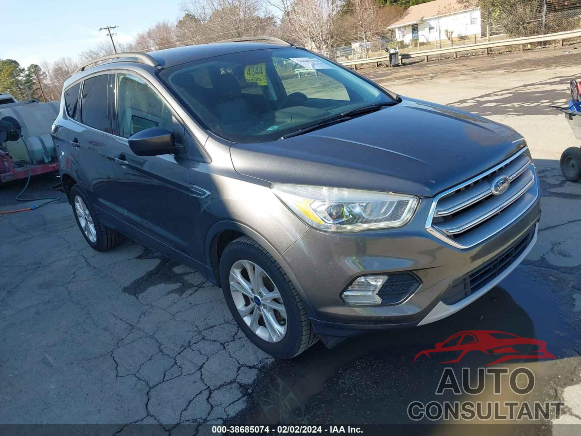 FORD ESCAPE 2017 - 1FMCU0GD0HUC43009