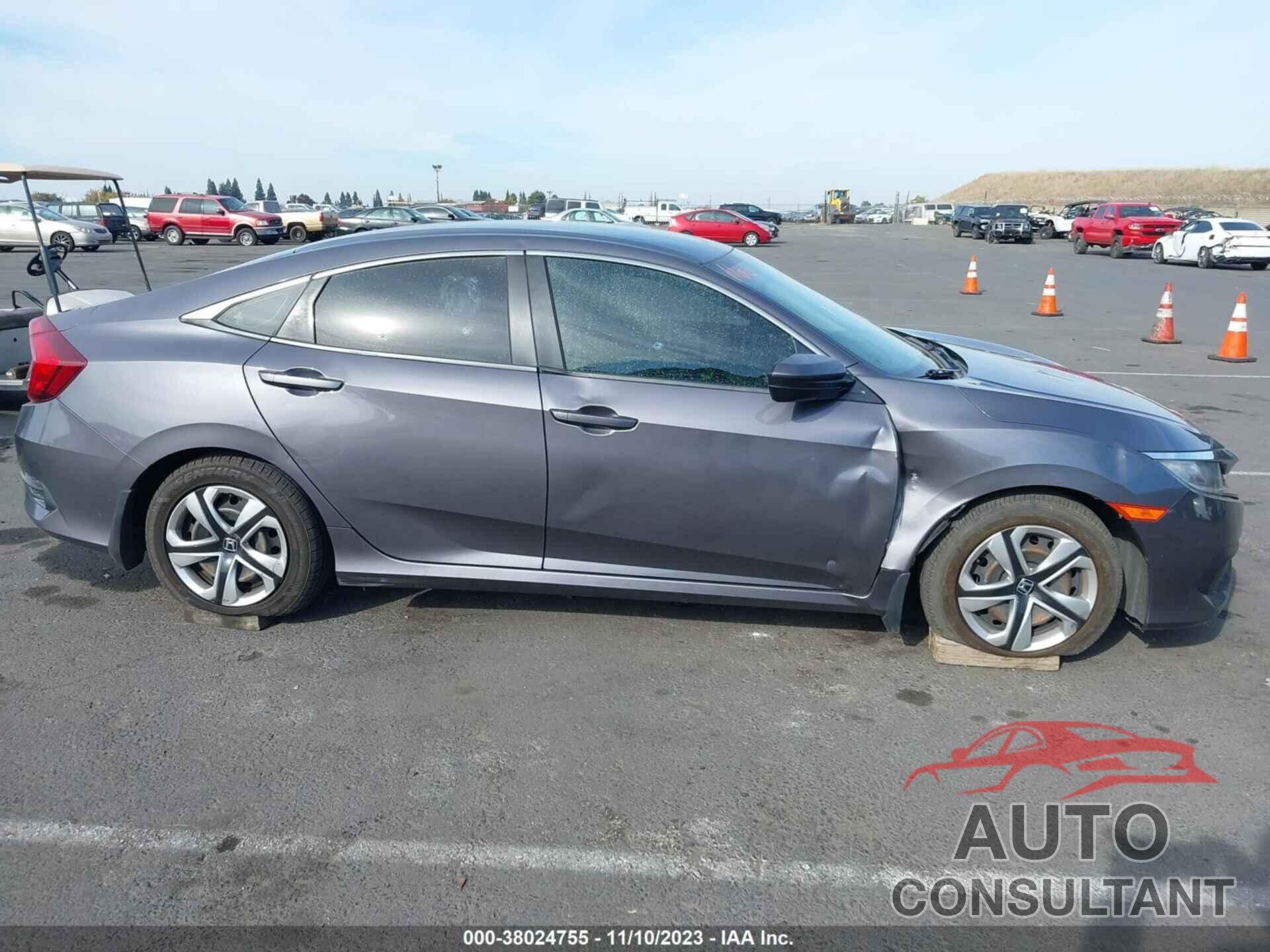 HONDA CIVIC 2018 - 2HGFC2F55JH525960