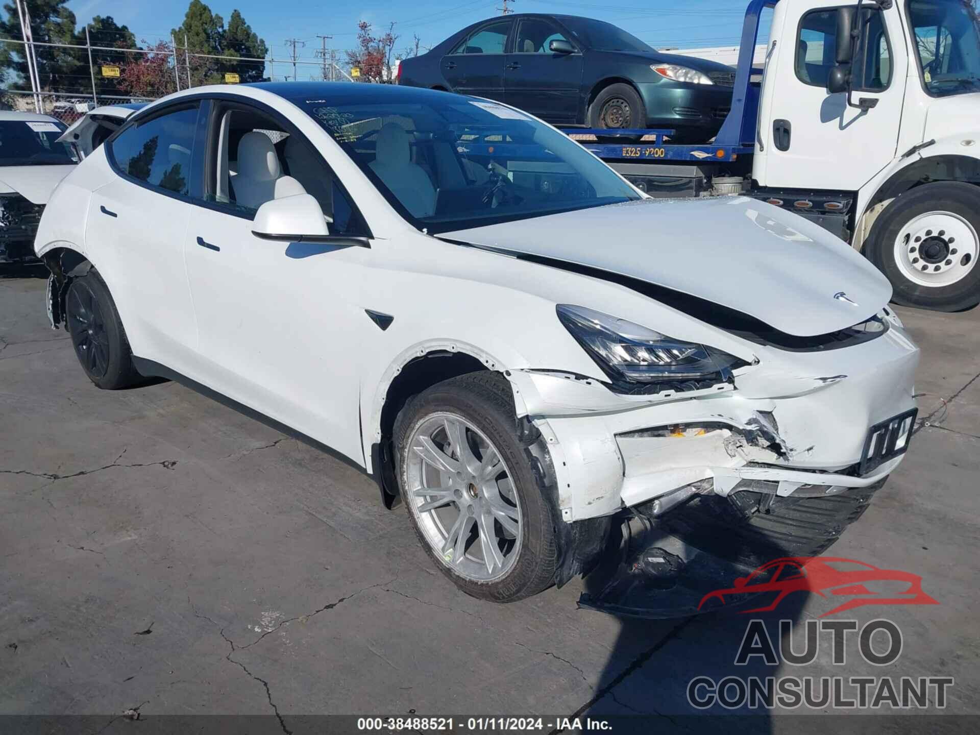 TESLA MODEL Y 2021 - 5YJYGAEE7MF243675