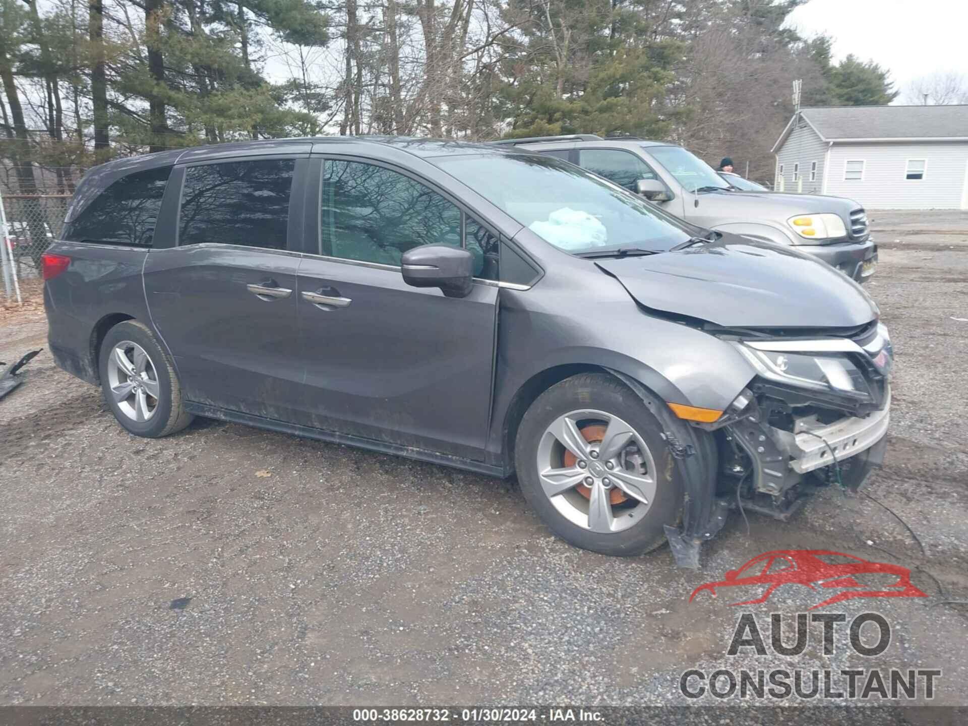 HONDA ODYSSEY 2018 - 5FNRL6H72JB106424