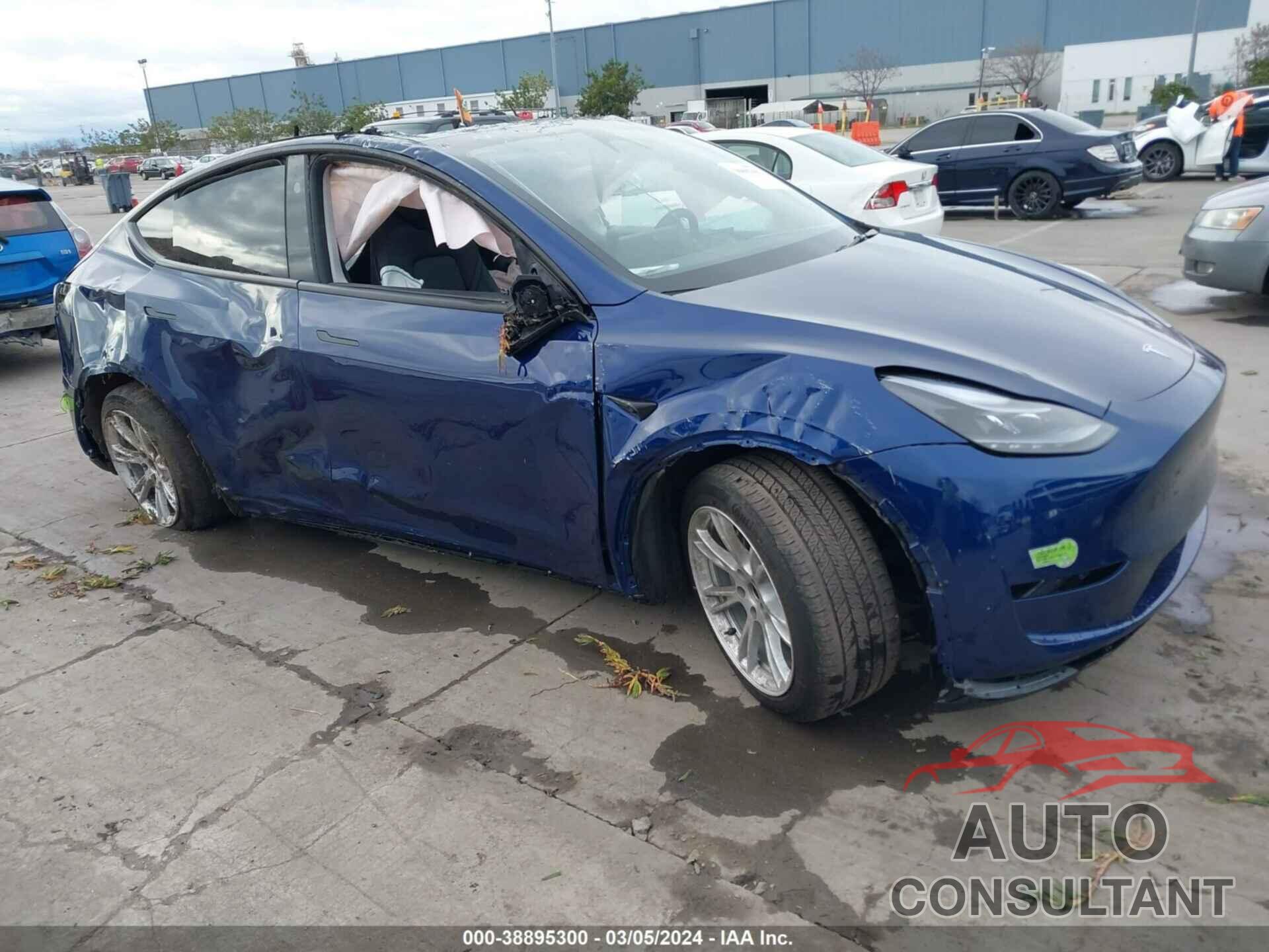 TESLA MODEL Y 2023 - 7SAYGAEE5PF839357