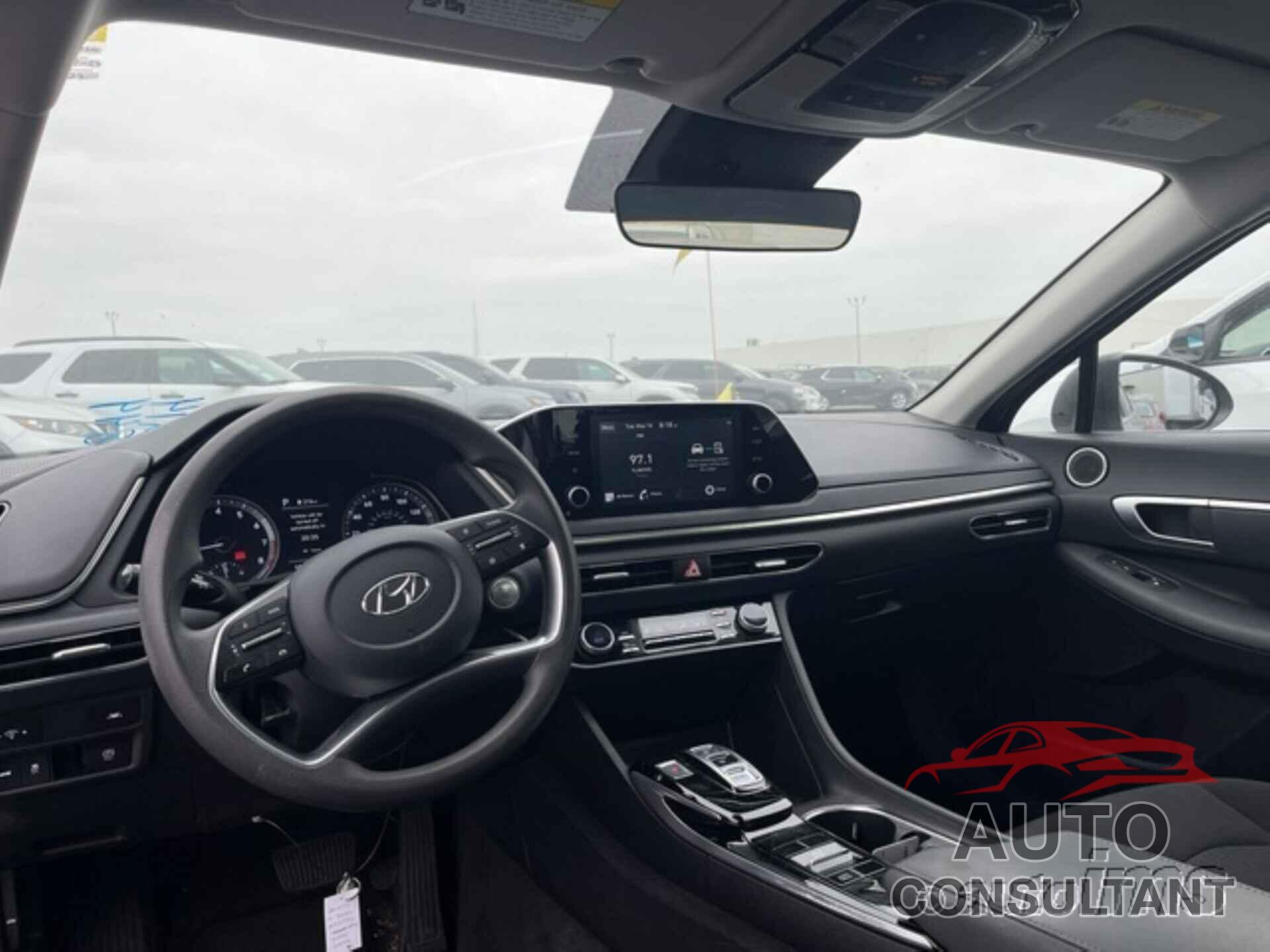 HYUNDAI SONATA 2021 - KMHL64JA1MA165836