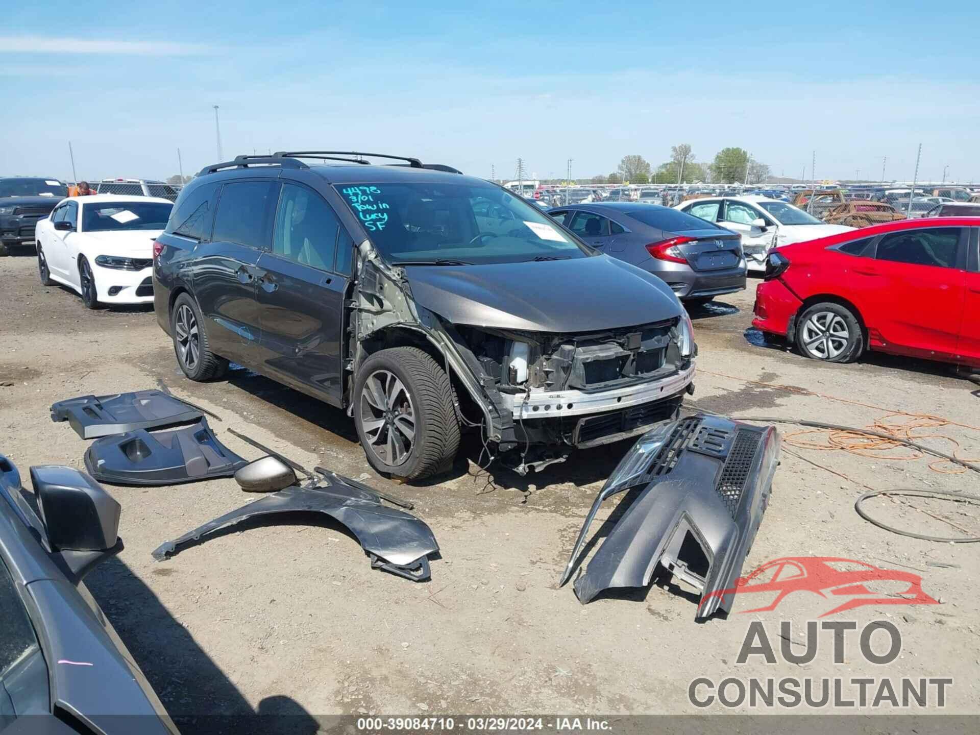 HONDA ODYSSEY 2018 - 5FNRL6H90JB069407