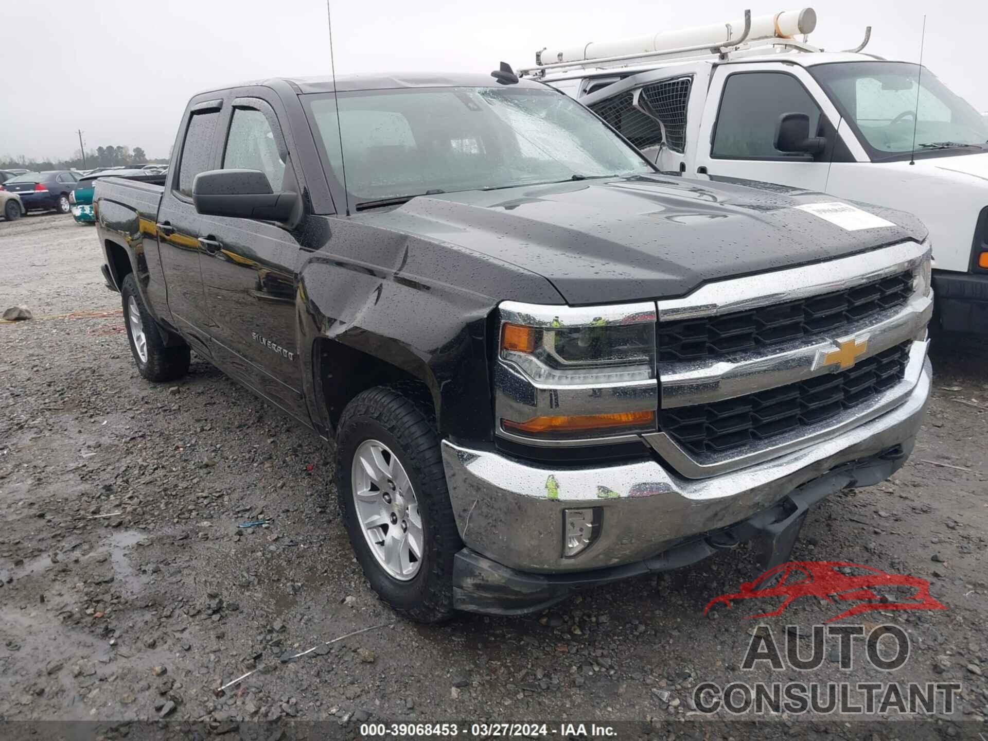 CHEVROLET SILVERADO 1500 2018 - 1GCVKREC5JZ105962