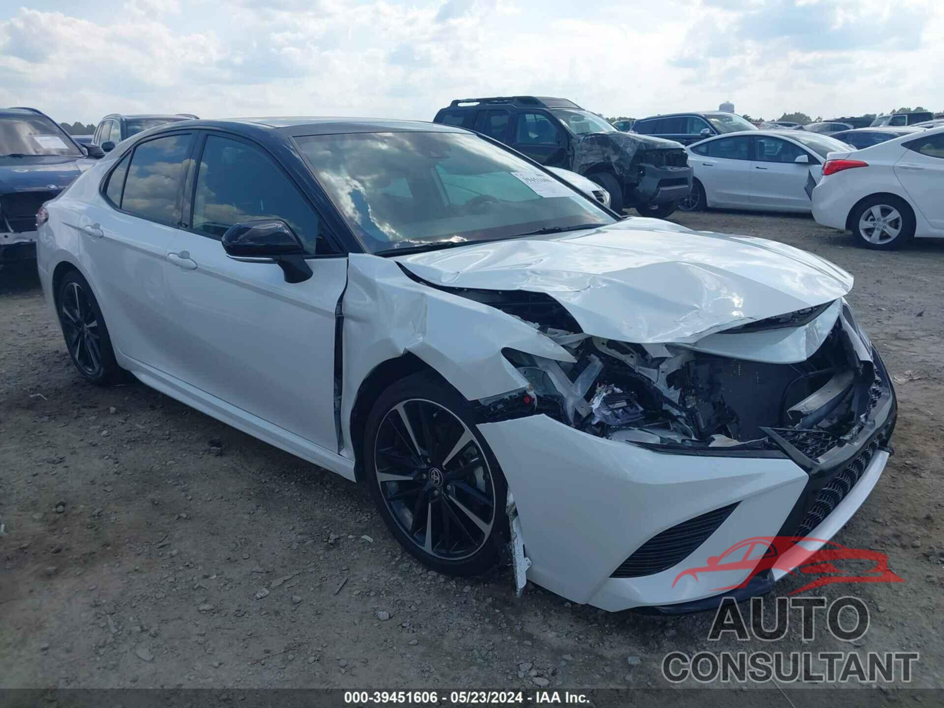 TOYOTA CAMRY 2020 - 4T1KZ1AK7LU042243