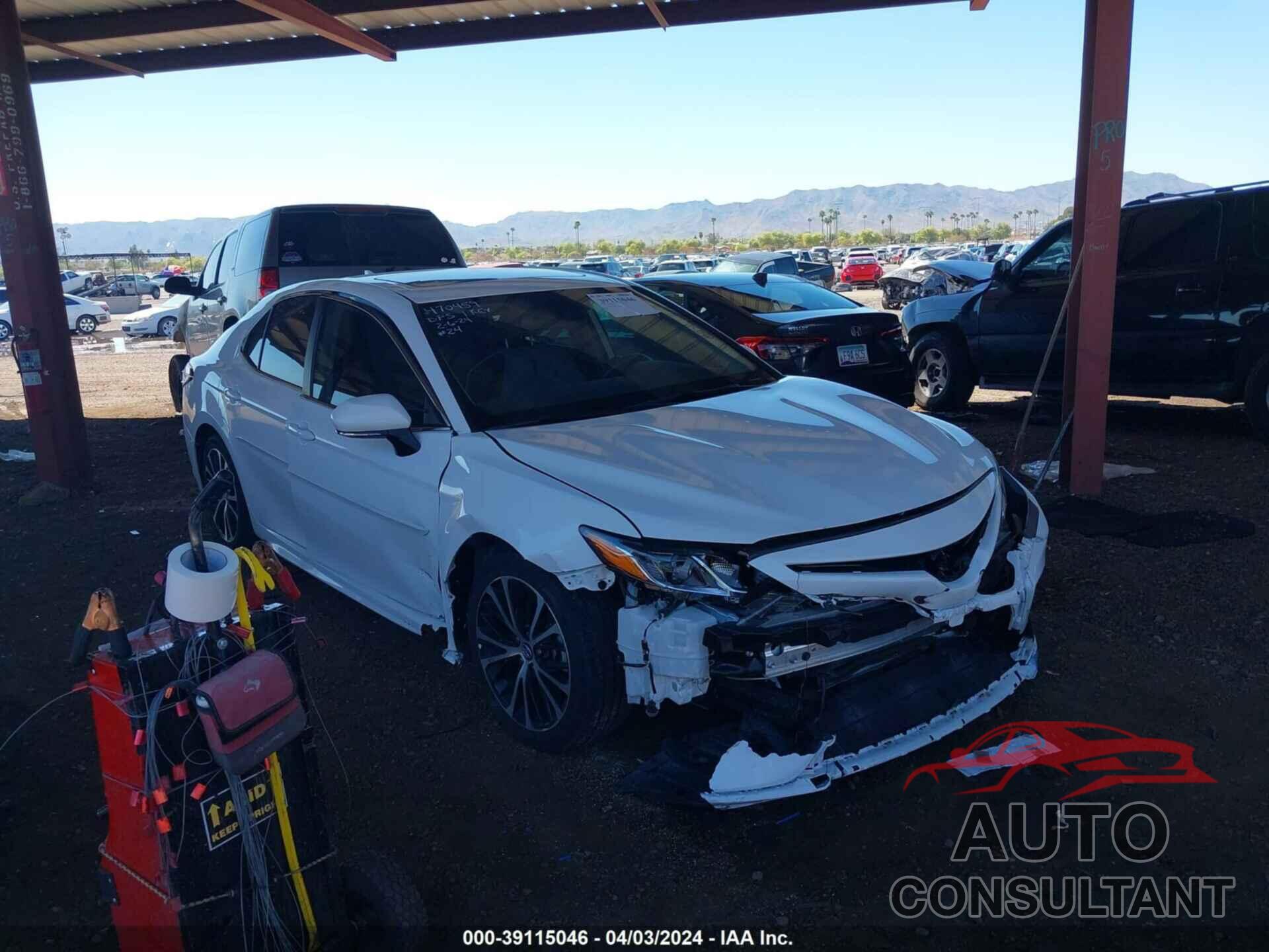 TOYOTA CAMRY 2020 - 4T1J11AK9LU304301