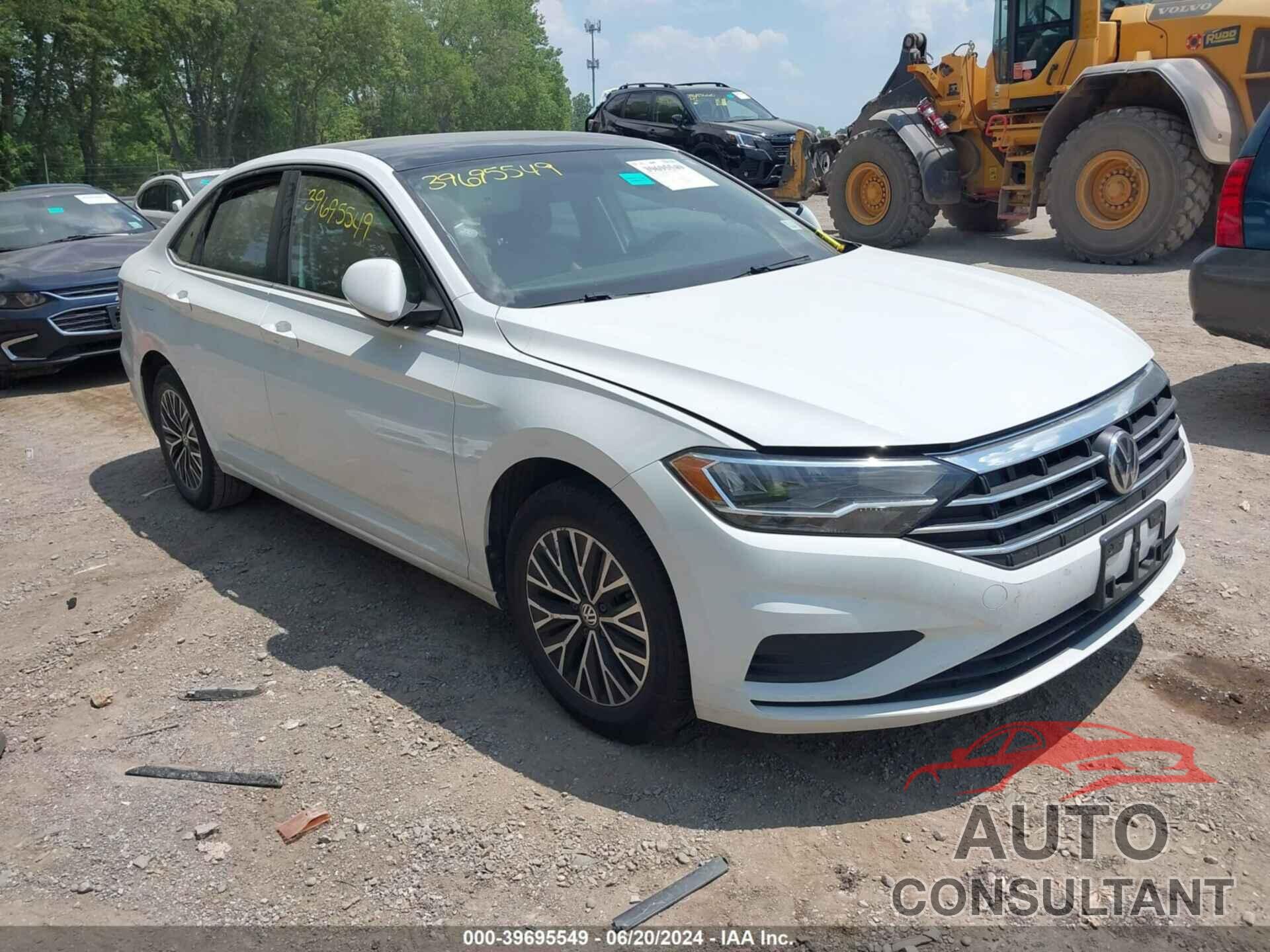 VOLKSWAGEN JETTA 2019 - 3VWC57BU0KM262489