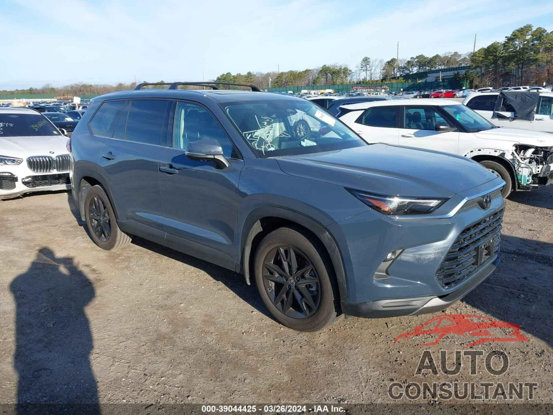 TOYOTA GRAND HIGHLANDER 2024 - 5TDAAAB54RS004949