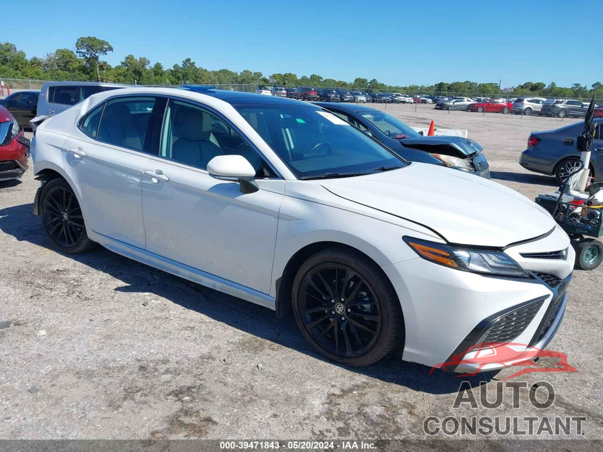 TOYOTA CAMRY 2021 - 4T1K61AK8MU526657