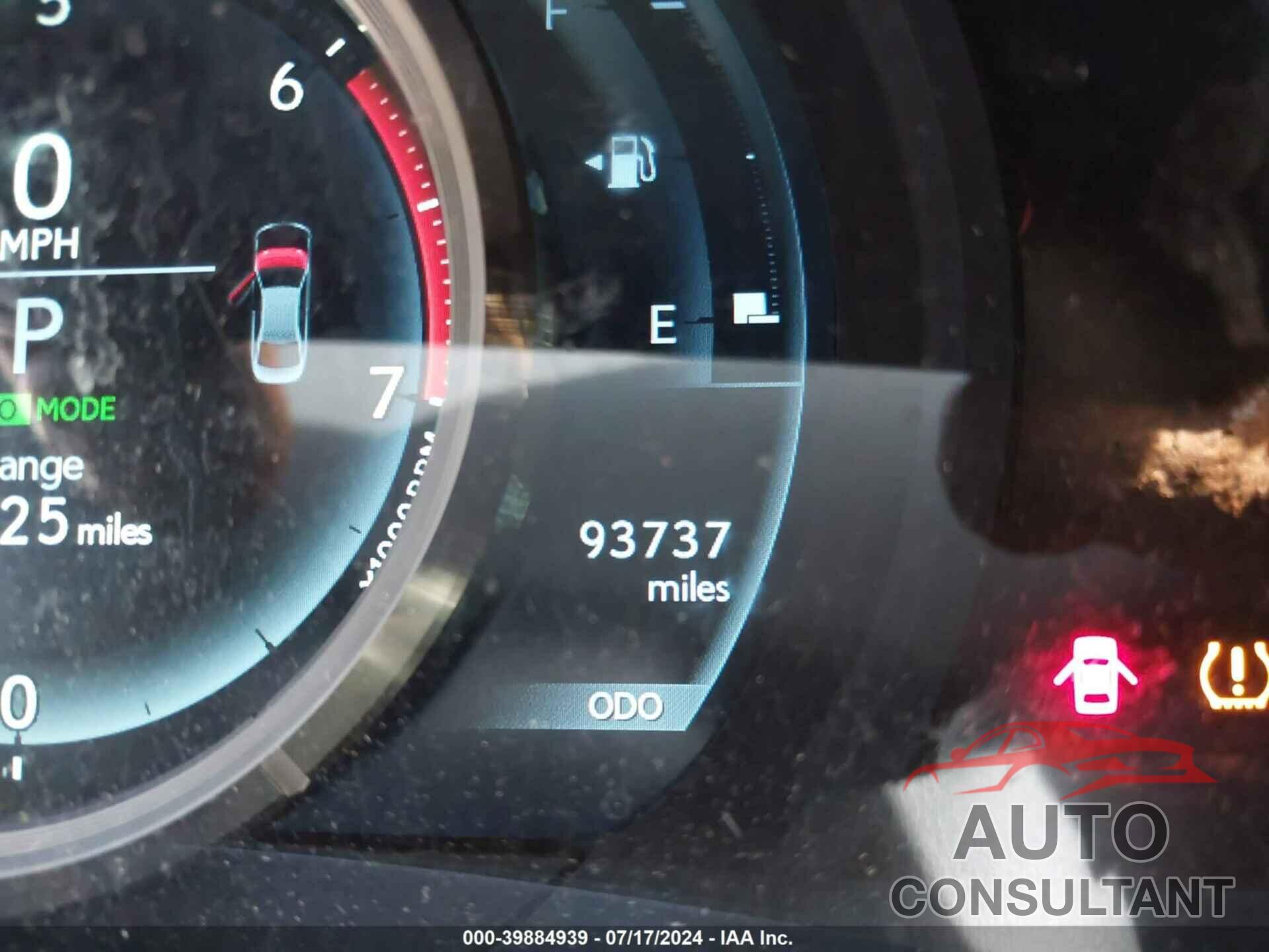 LEXUS IS 200T 2016 - JTHBA1D25G5015418