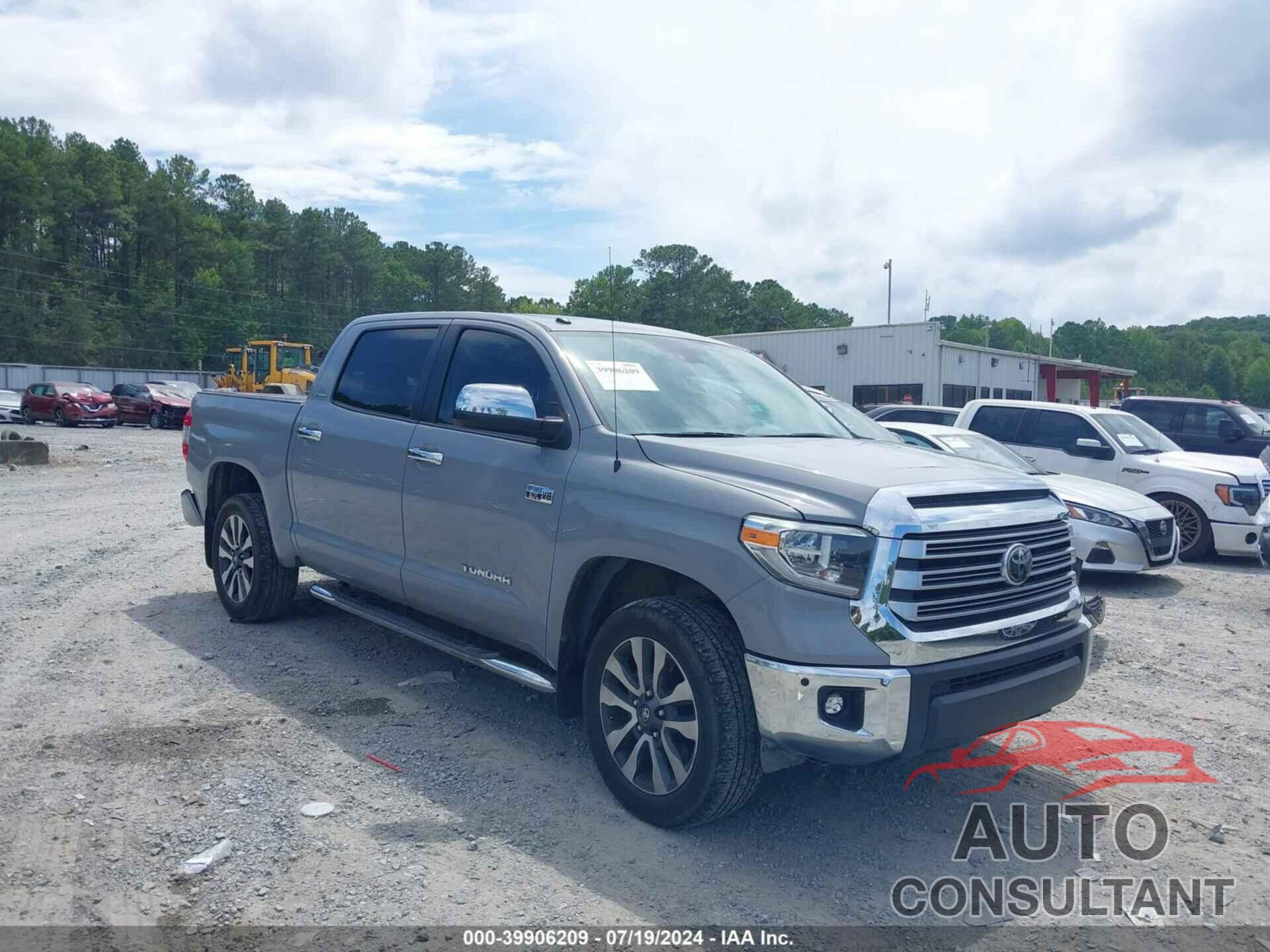 TOYOTA TUNDRA 2018 - 5TFHW5F16JX777242