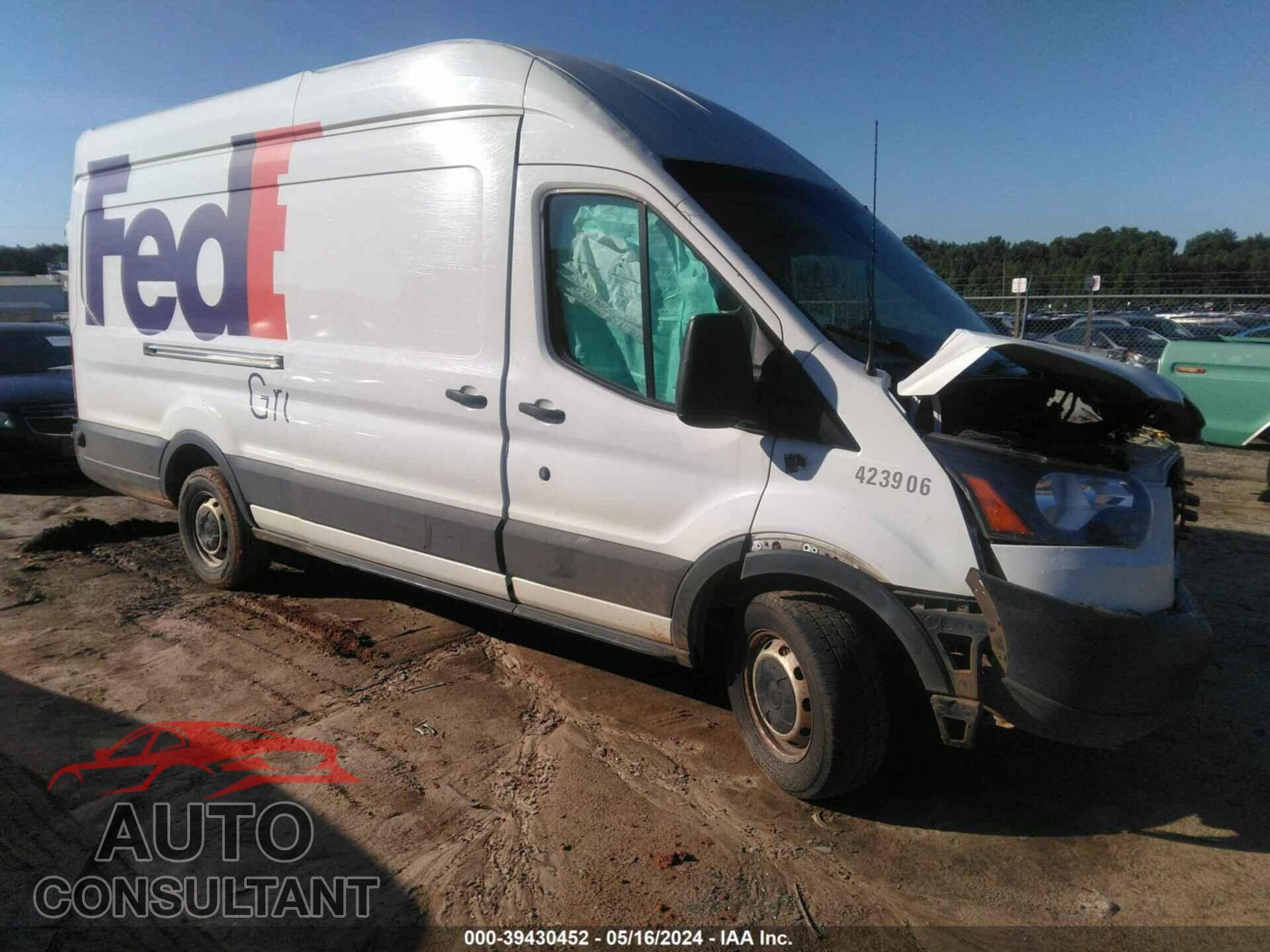 FORD TRANSIT 2019 - 1FTYR3XM9KKB18252