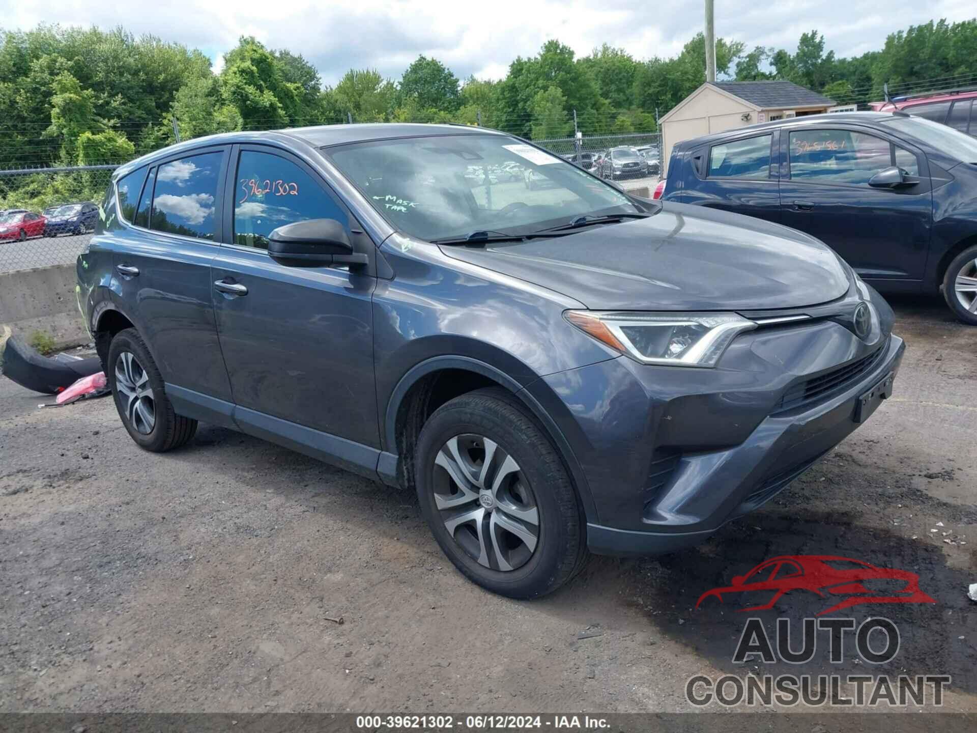 TOYOTA RAV4 2018 - JTMZFREVXJJ735434