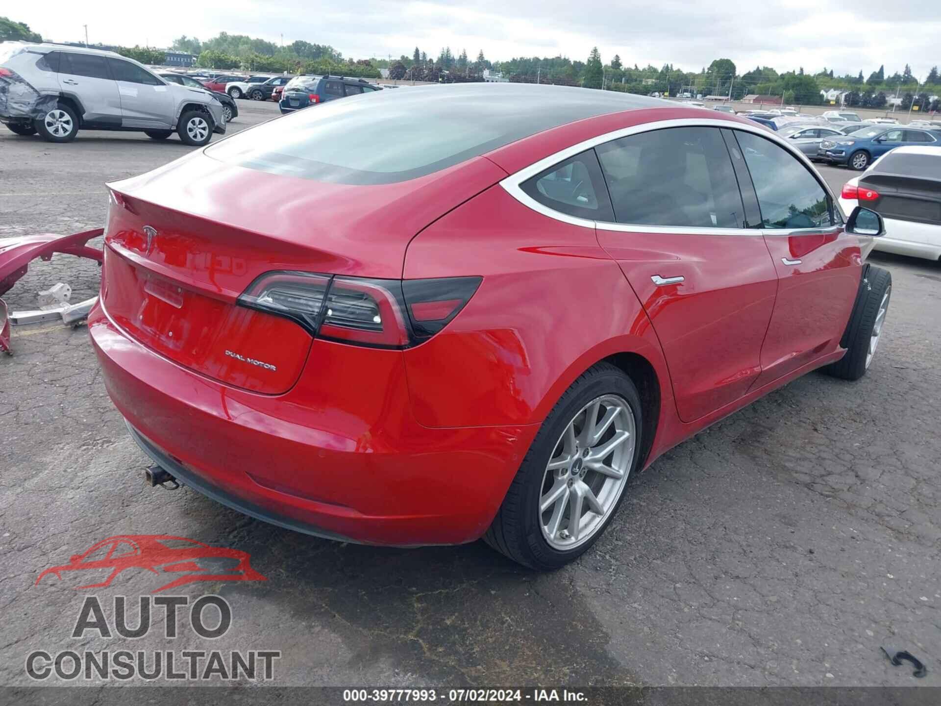 TESLA MODEL 3 2018 - 5YJ3E1EB4JF085863