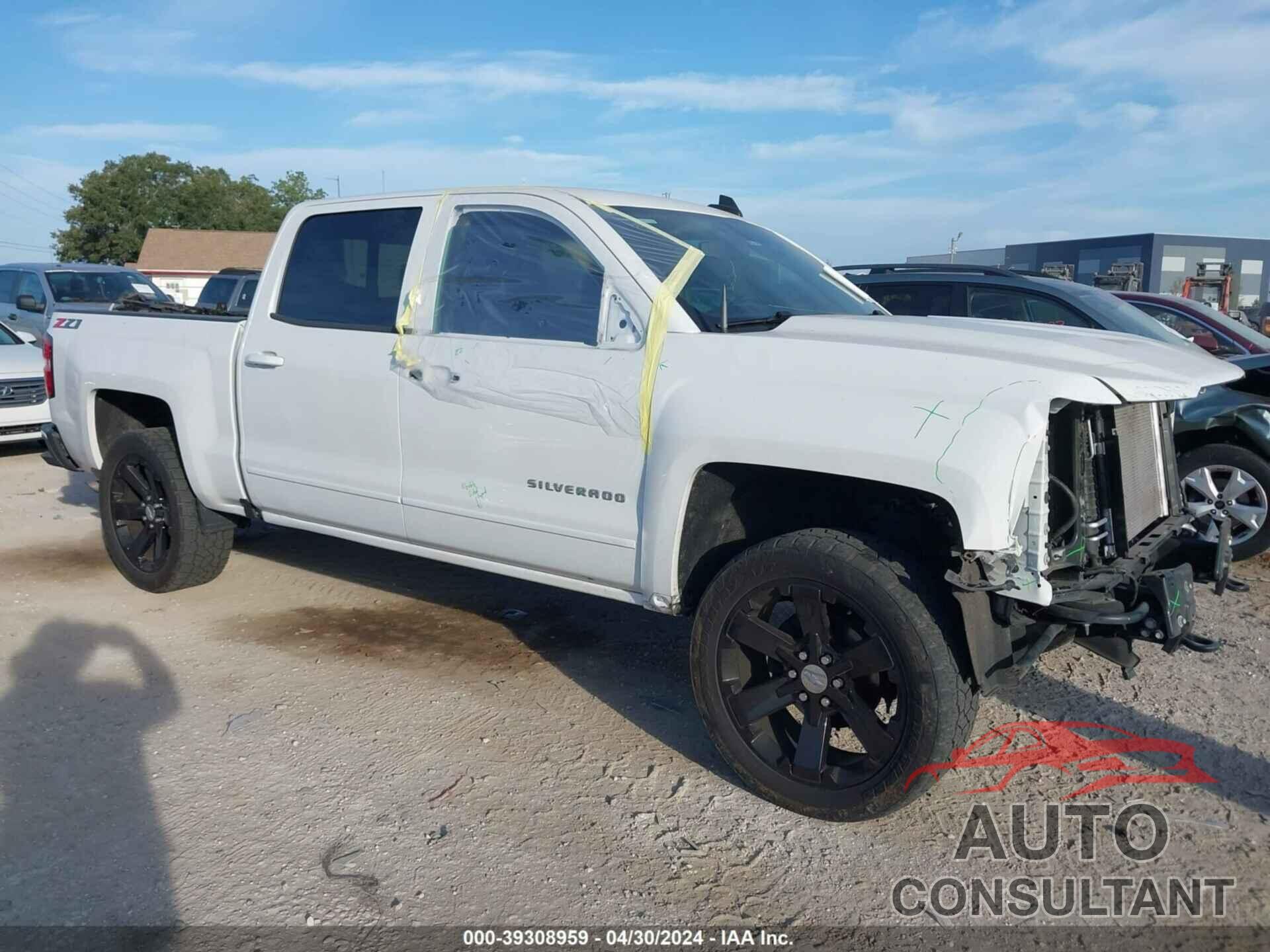 CHEVROLET SILVERADO 1500 2018 - 3GCUKREC3JG210270