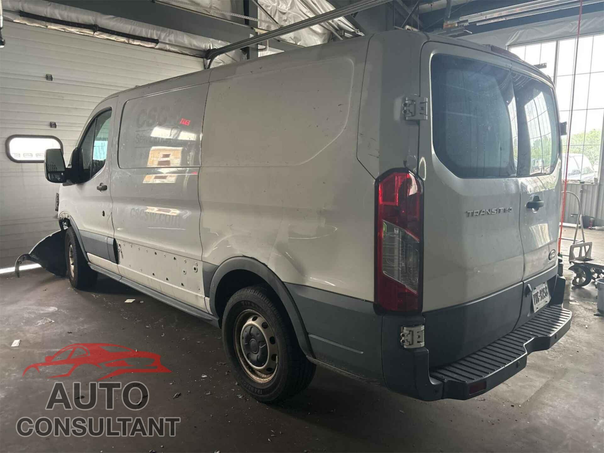 FORD TRANSIT-150 2017 - 1FTYE1YM4HKA82266
