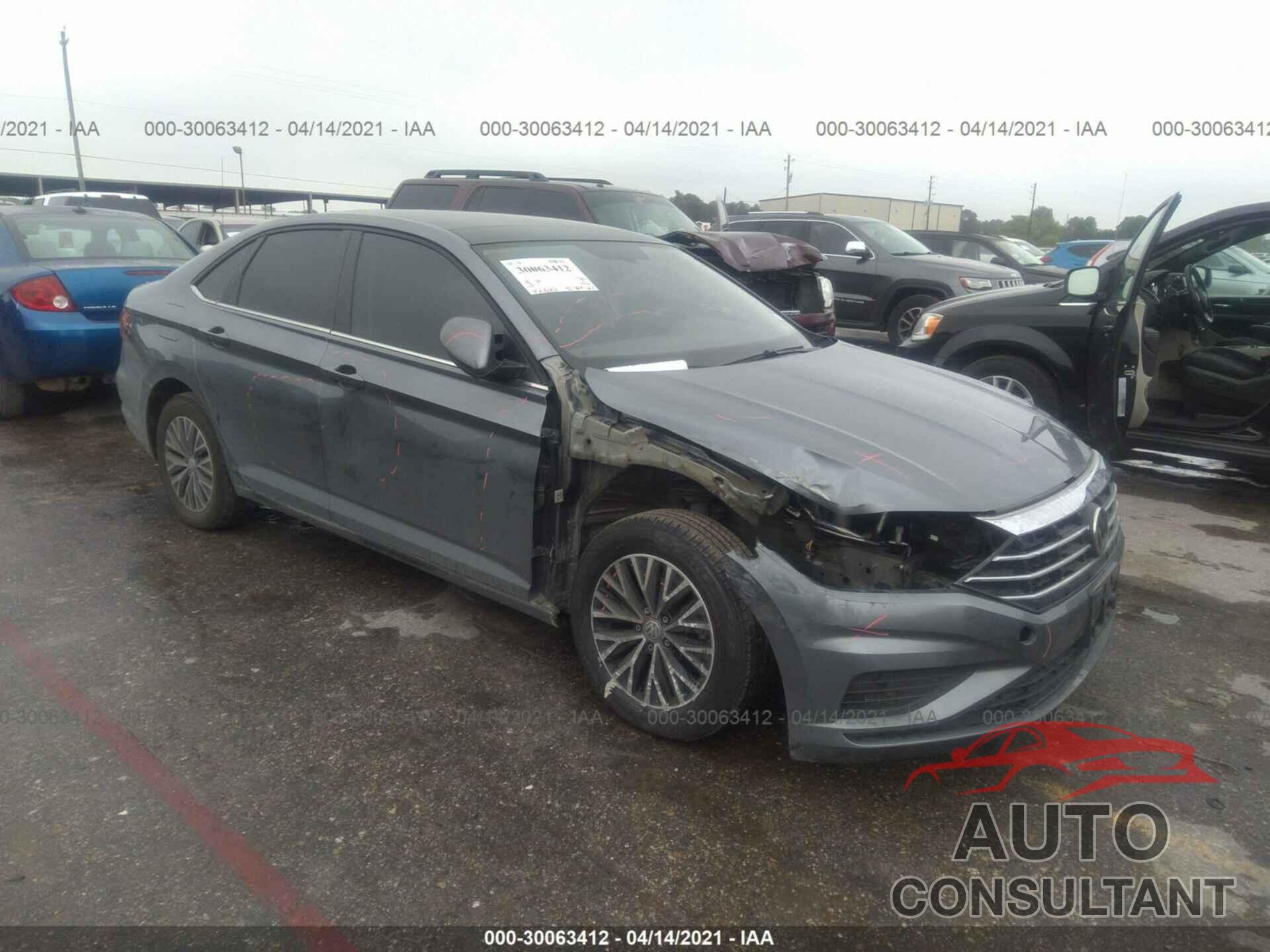 VOLKSWAGEN JETTA 2019 - 3VWC57BU4KM200626
