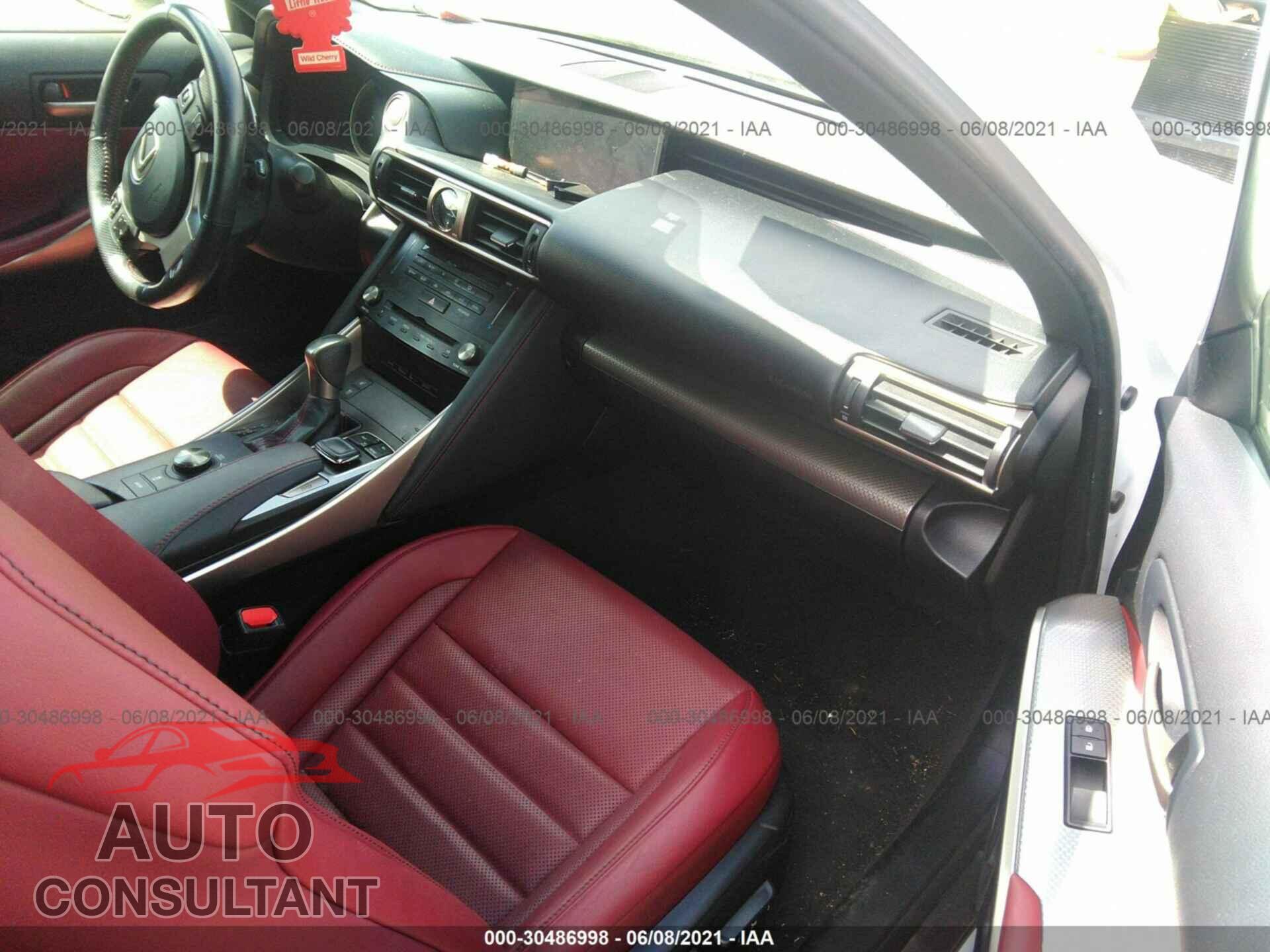 LEXUS IS 2017 - JTHBA1D2XH5042941