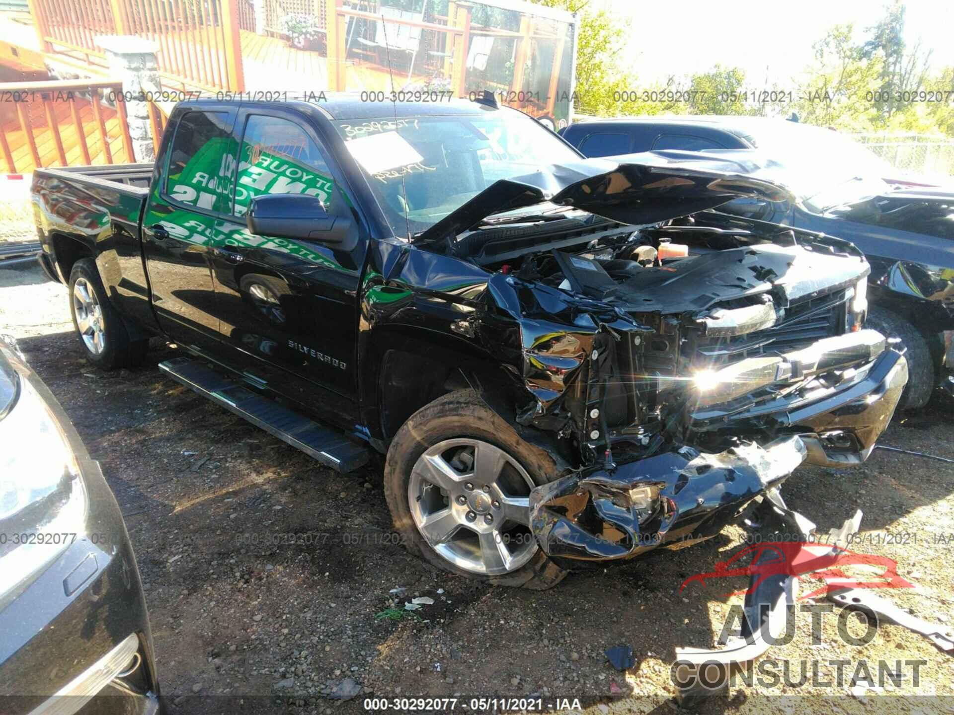 CHEVROLET SILVERADO 1500 2018 - 1GCVKREC8JZ282375