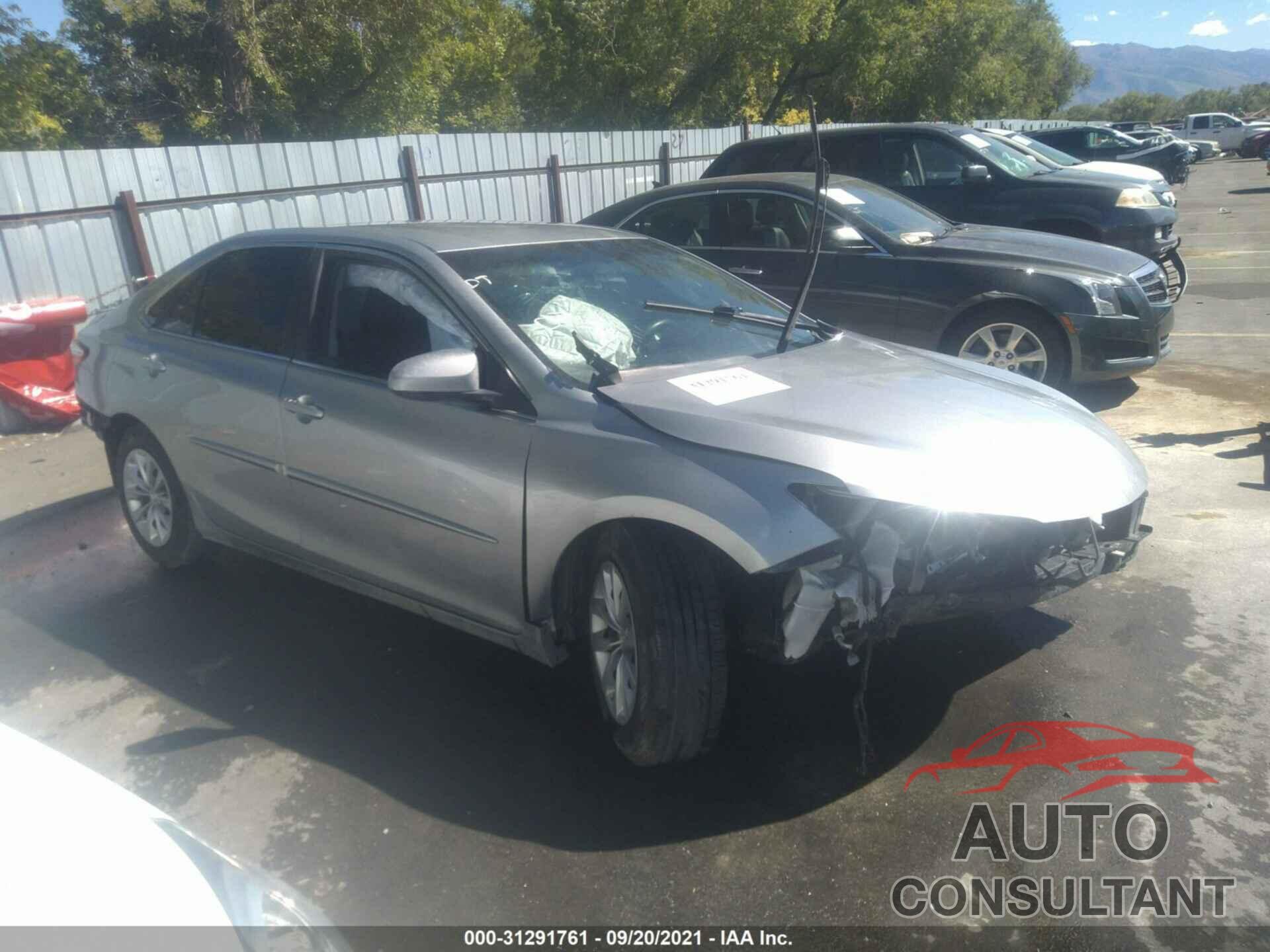 TOYOTA CAMRY 2016 - 4T4BF1FK0GR559008