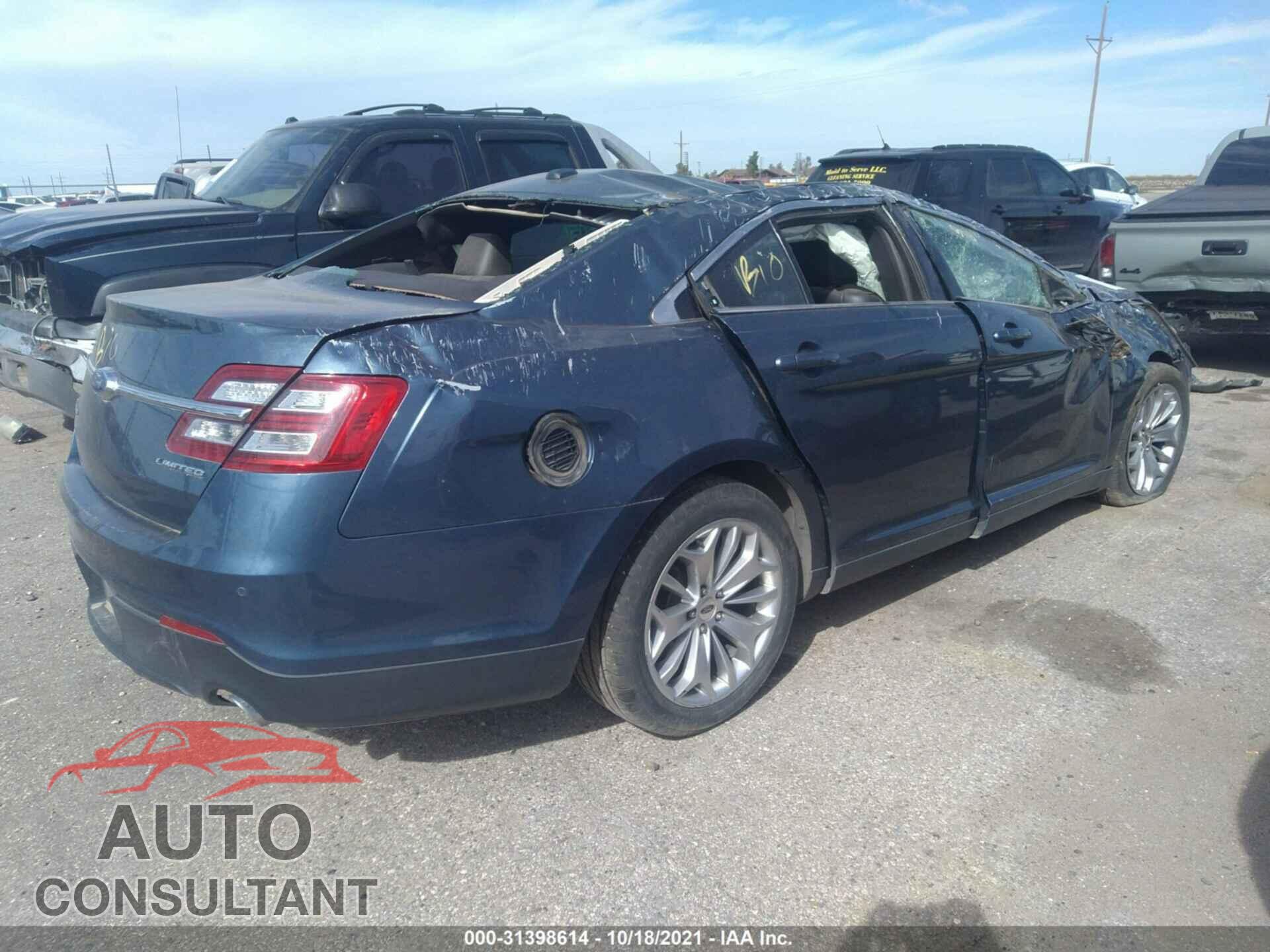 FORD TAURUS 2018 - 1FAHP2F82JG109727