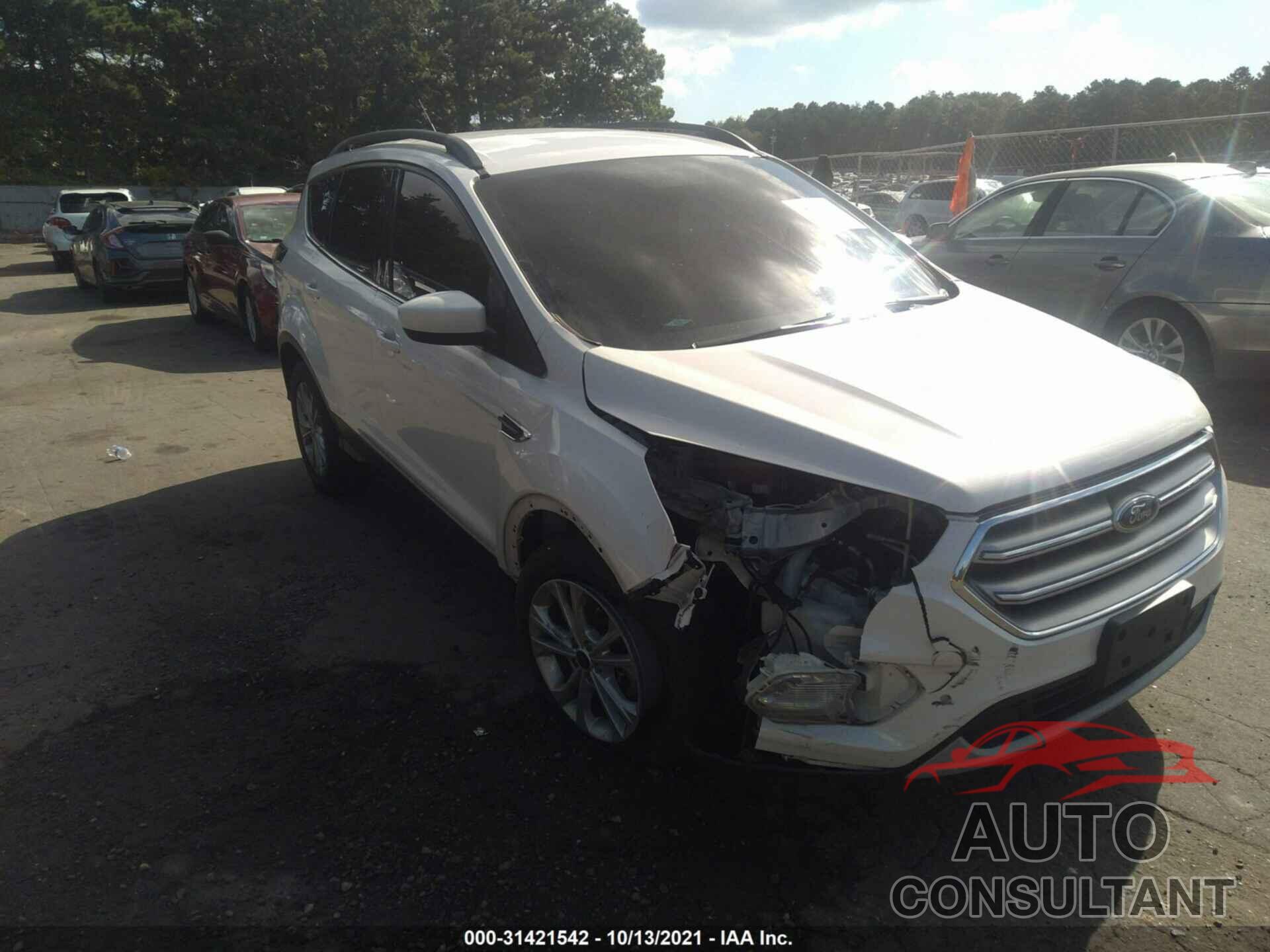 FORD ESCAPE 2017 - 1FMCU9GD8HUD14705