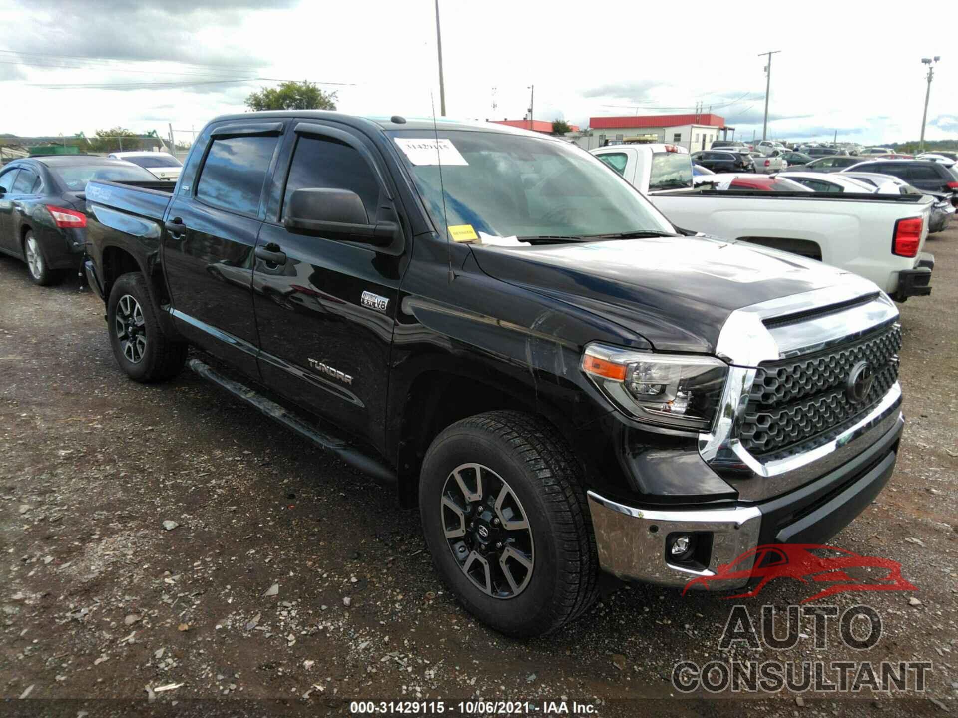 TOYOTA TUNDRA 4WD 2018 - 5TFDW5F17JX761355