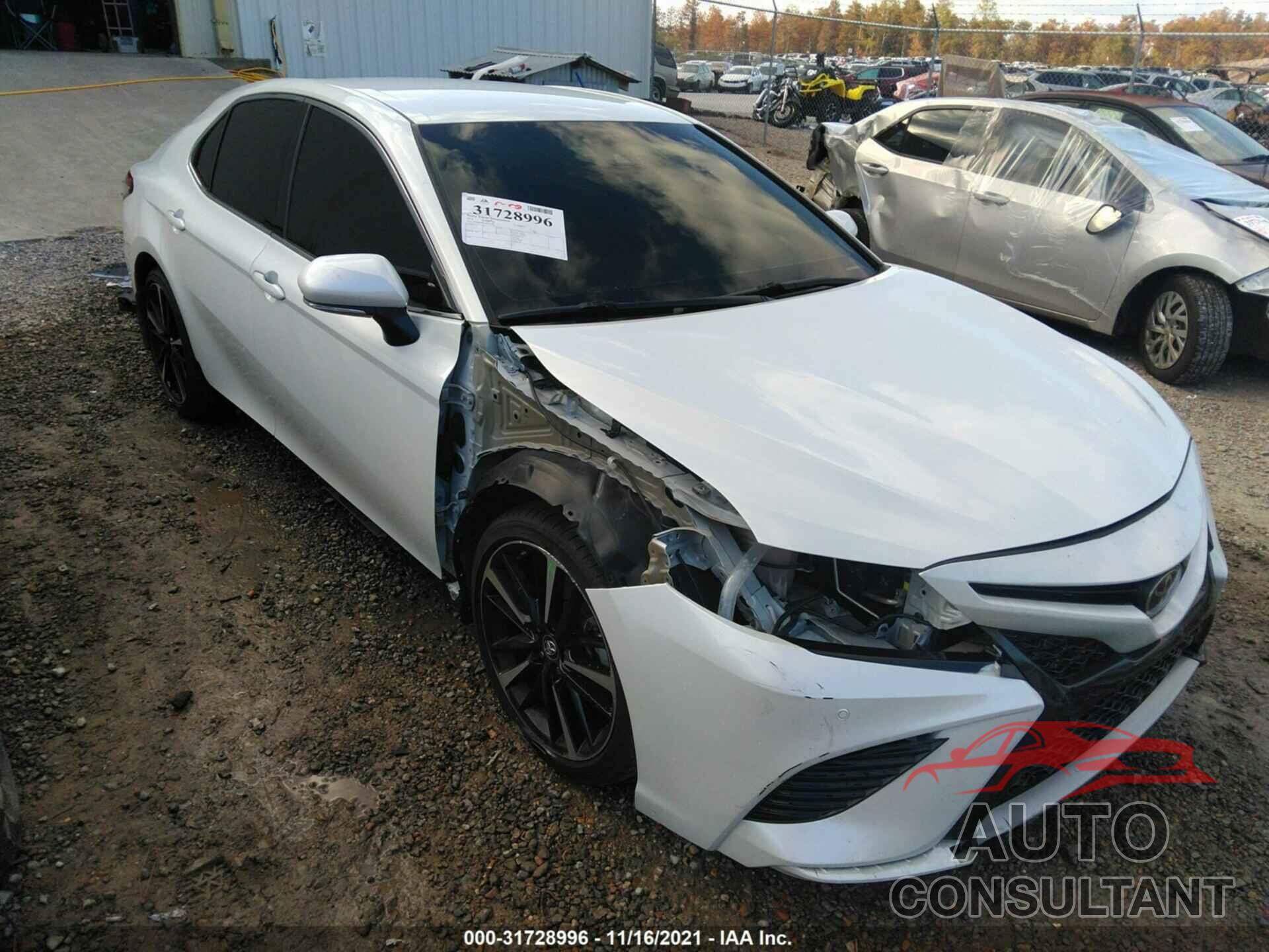 TOYOTA CAMRY 2018 - 4T1B61HK7JU105059