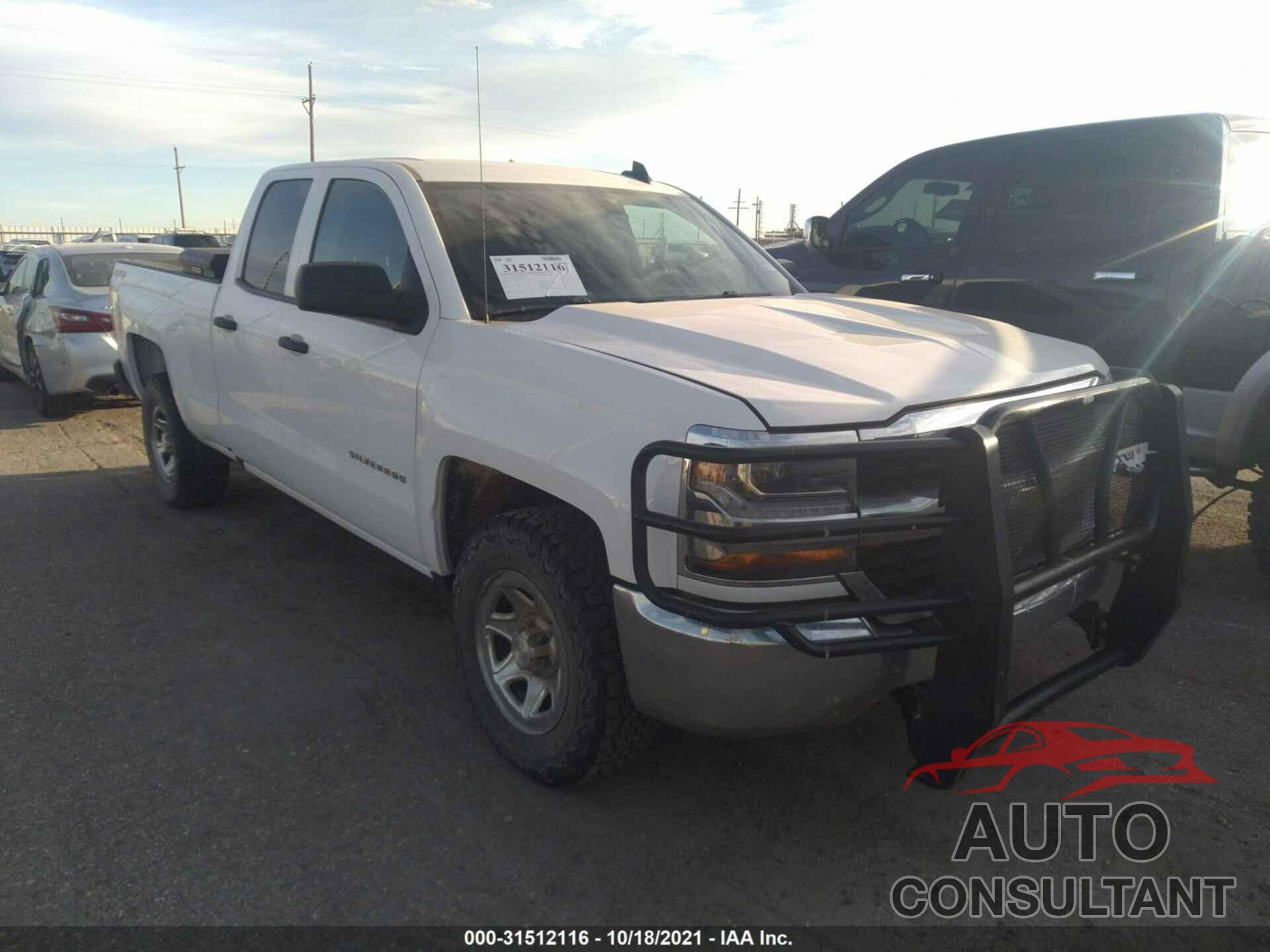 CHEVROLET SILVERADO 1500 2018 - 1GCVKNEC5JZ367540