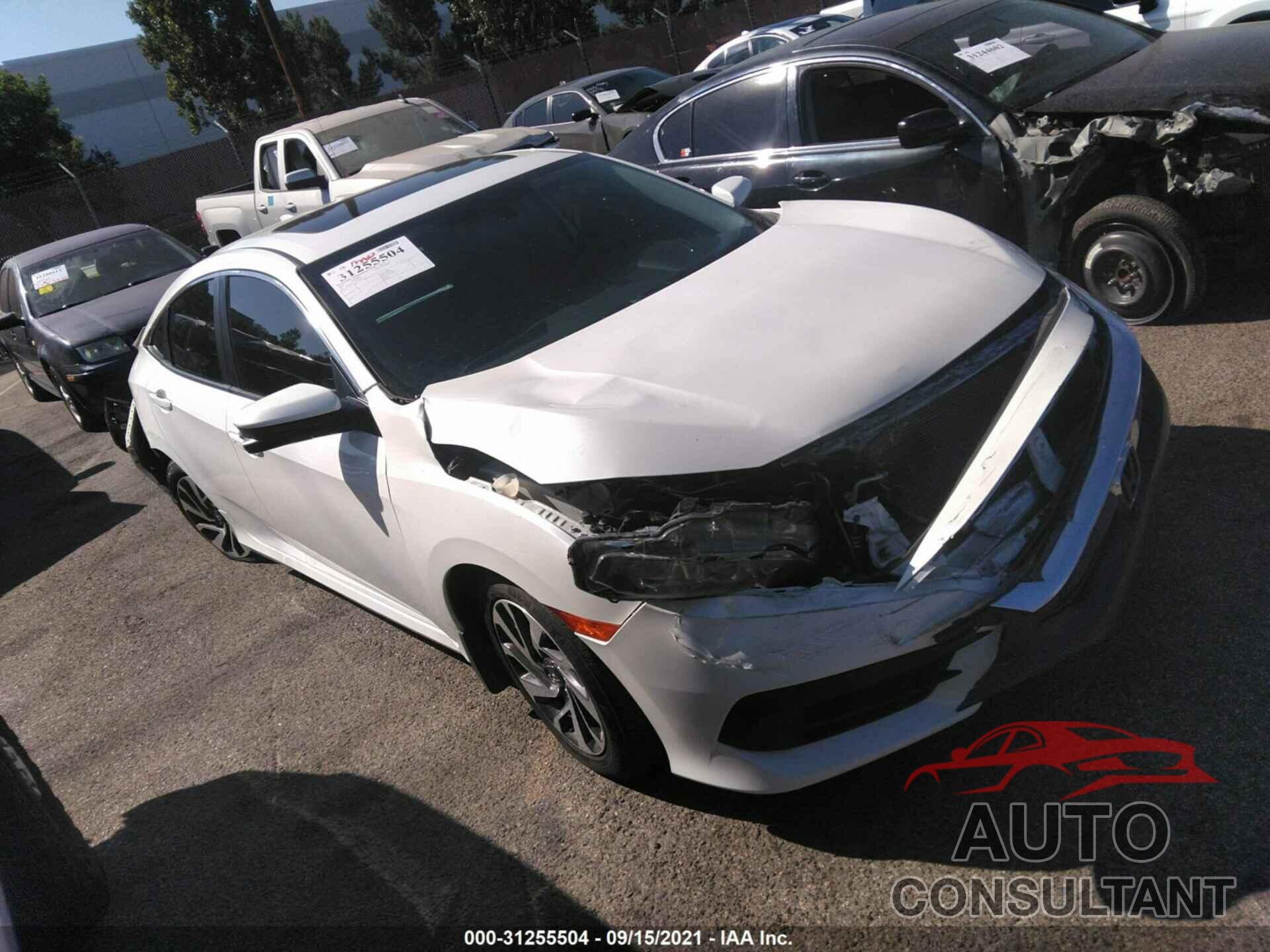 HONDA CIVIC SEDAN 2018 - 2HGFC2F77JH518395