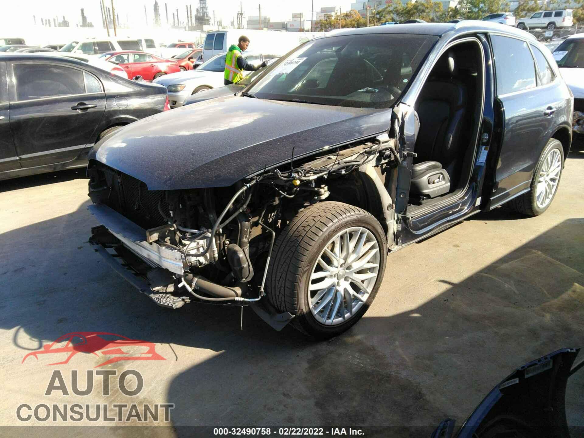 AUDI Q5 2017 - WA1M2AFP8HA043393