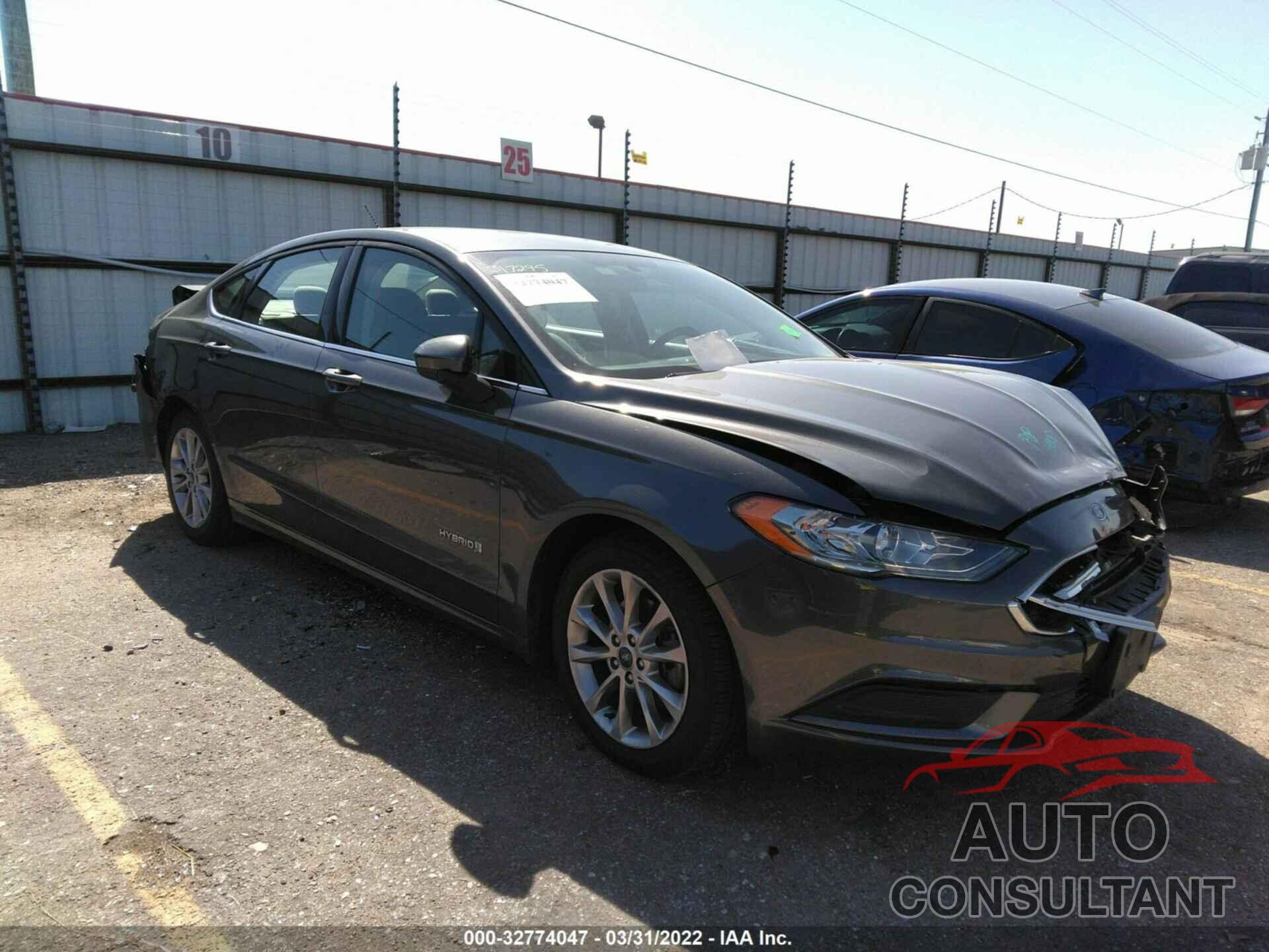 FORD FUSION 2017 - 3FA6P0LU5HR318380