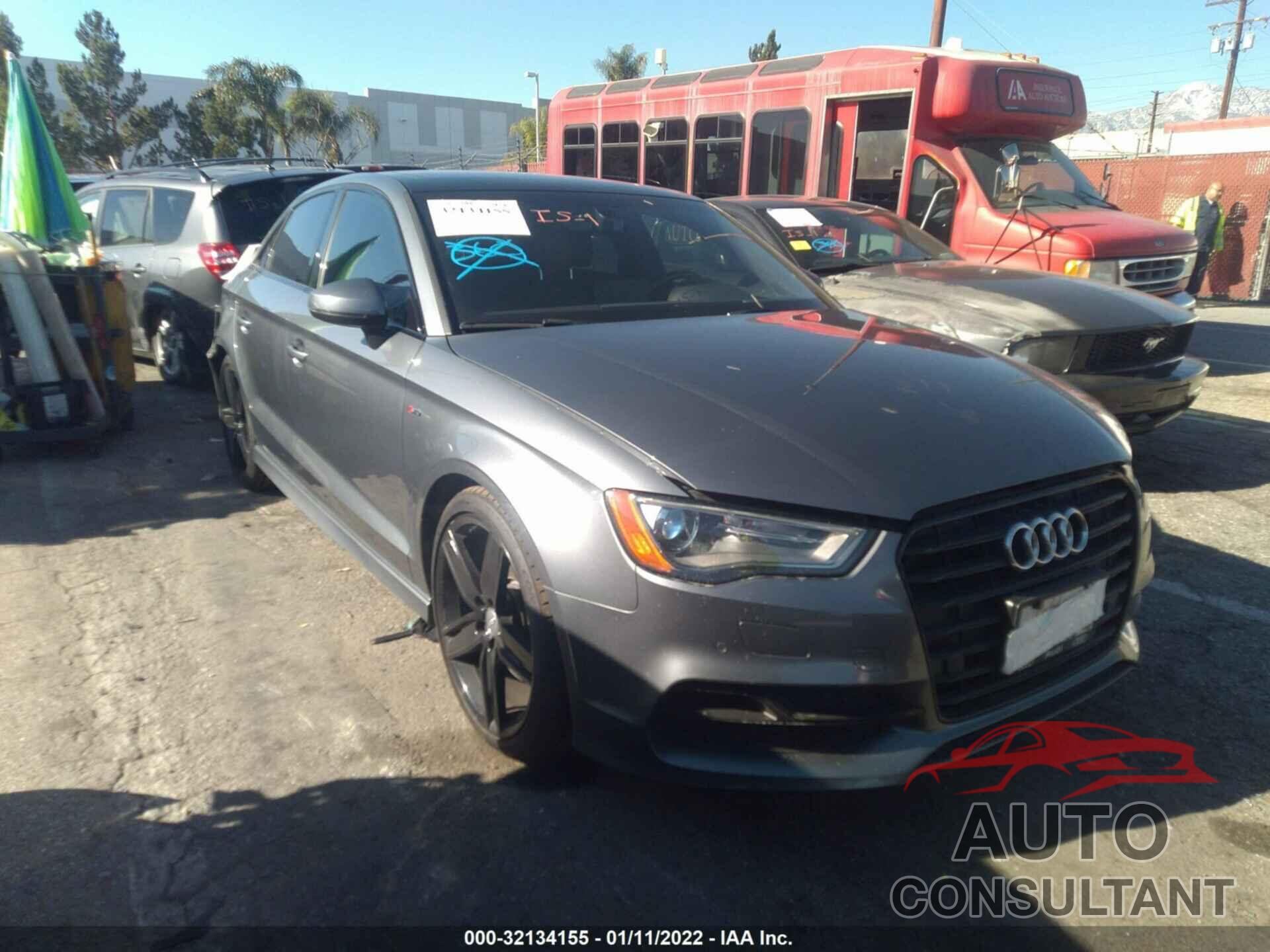 AUDI A3 2016 - WAUA7GFF6G1111724