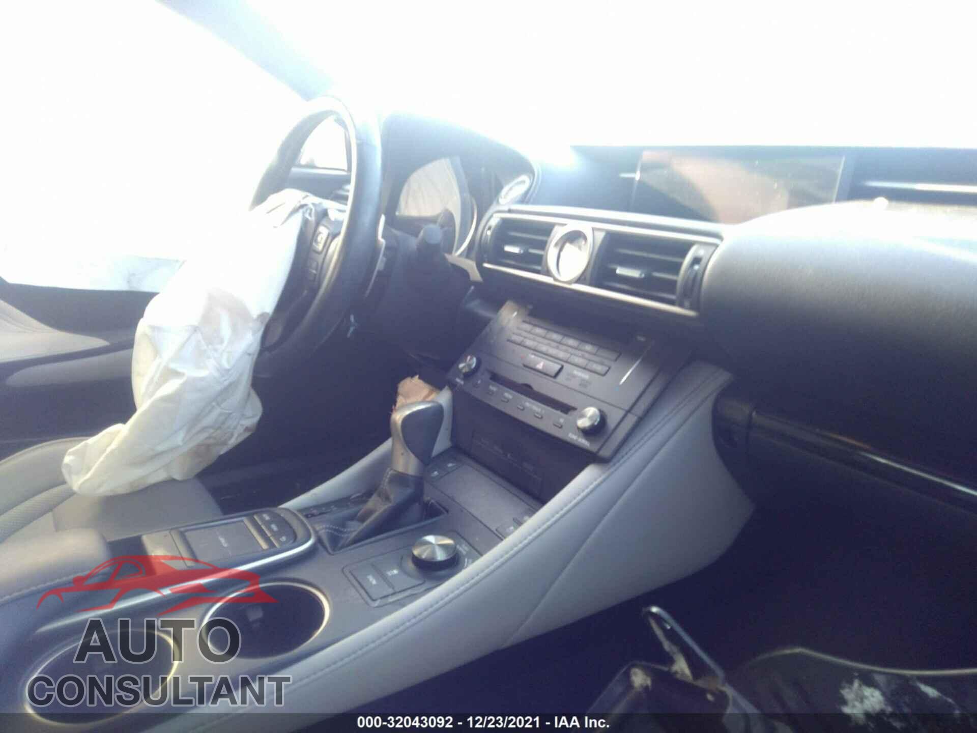 LEXUS RC 300 2016 - JTHSM5BC4G5000399