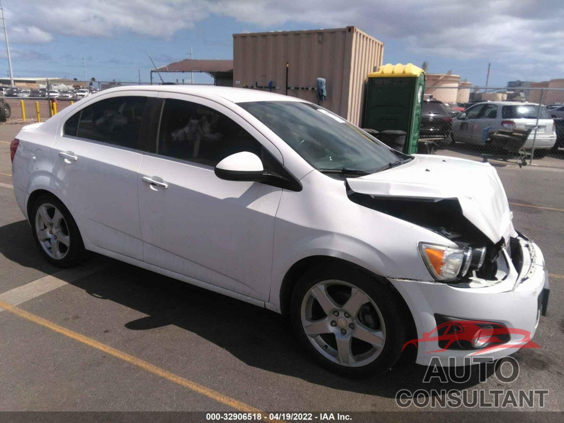 CHEVROLET SONIC 2016 - 1G1JE5SB0G4141065