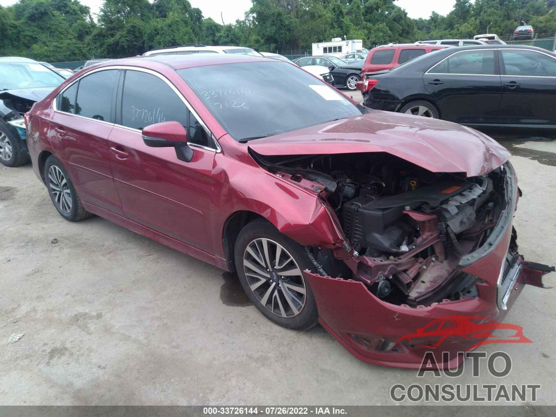 SUBARU LEGACY 2018 - 4S3BNAF67J3037218