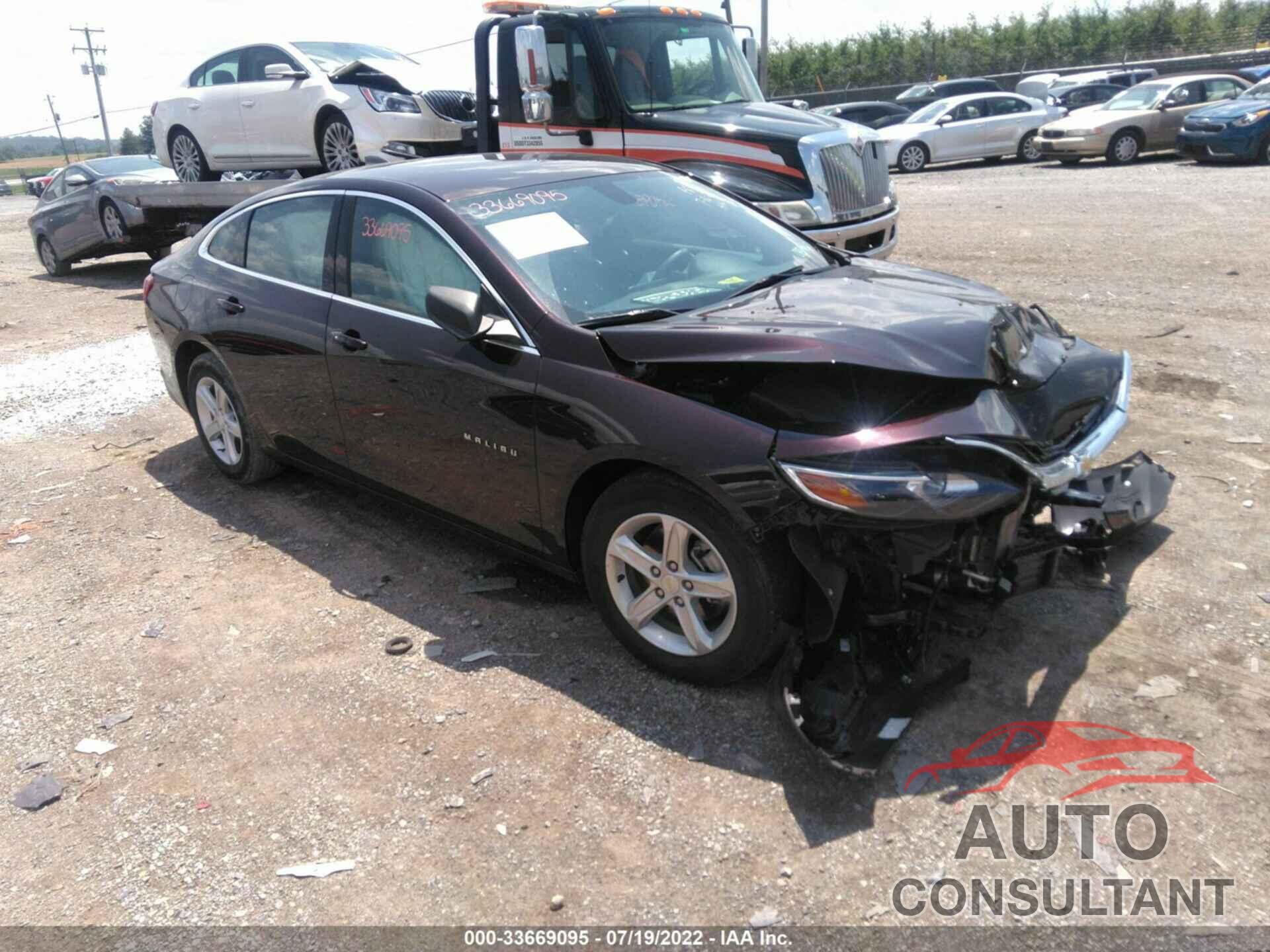 CHEVROLET MALIBU 2020 - 1G1ZB5ST4LF114731