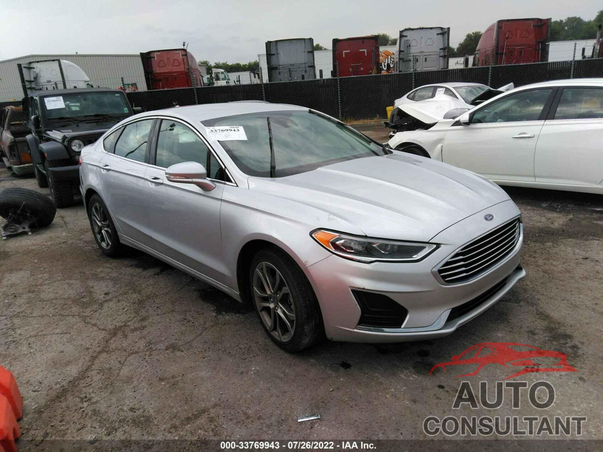 FORD FUSION 2019 - 3FA6P0CD8KR222895