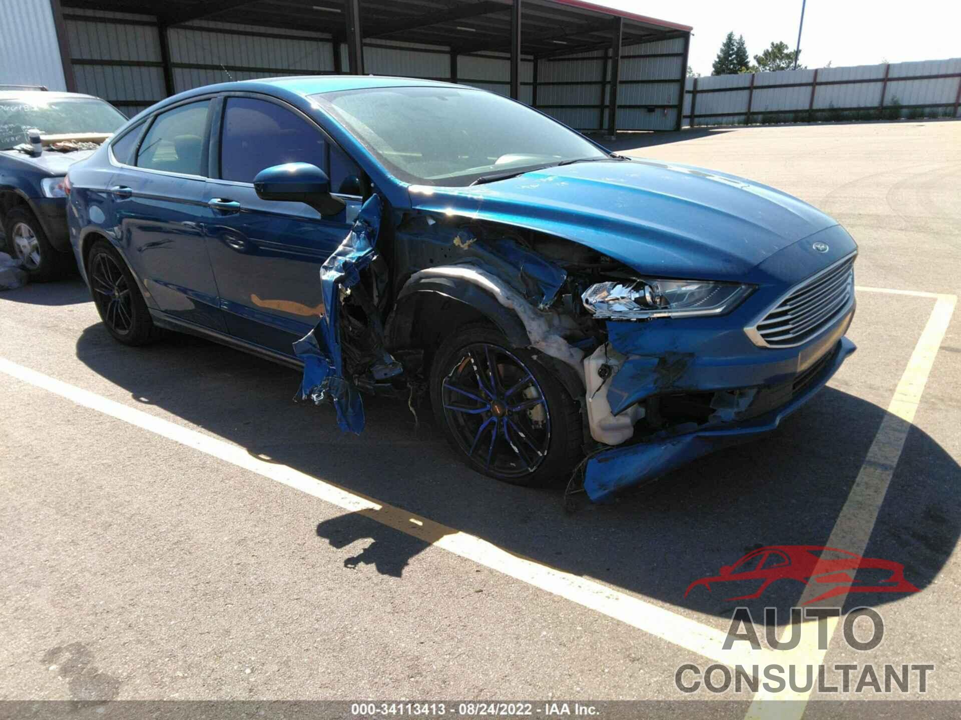 FORD FUSION HYBRID 2018 - 3FA6P0LU4JR107385