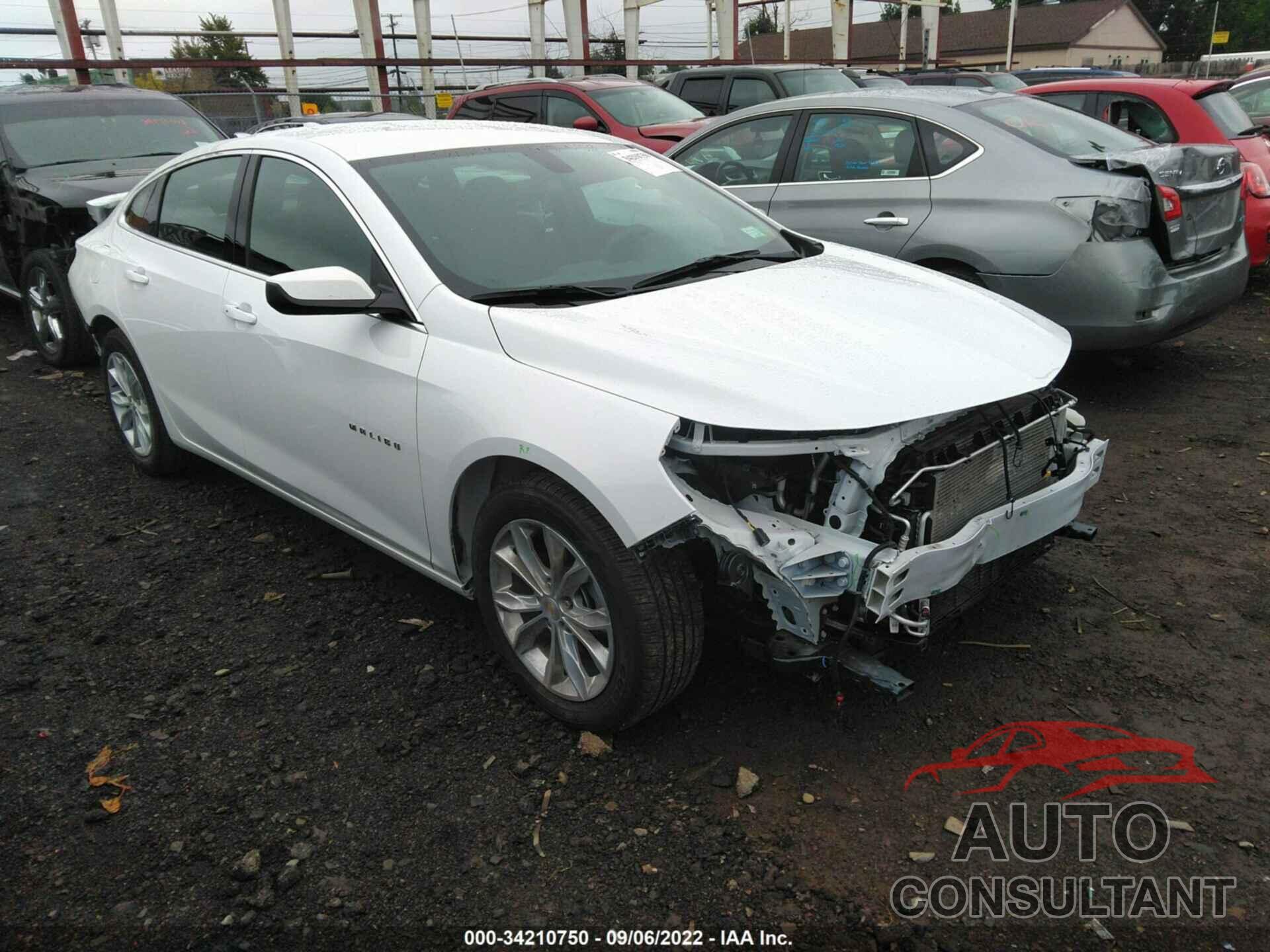 CHEVROLET MALIBU 2022 - 1G1ZD5ST5NF120051