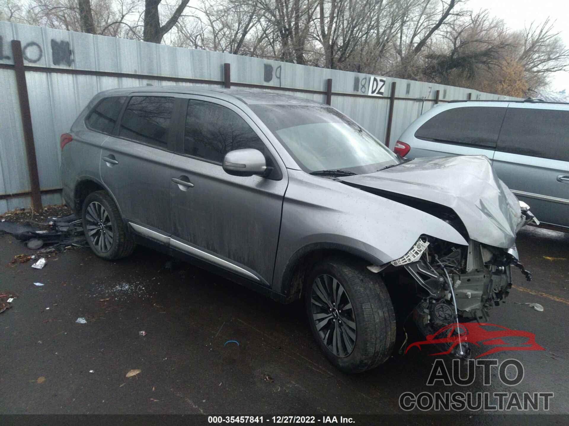 MITSUBISHI OUTLANDER 2019 - JA4AZ3A32KZ050475