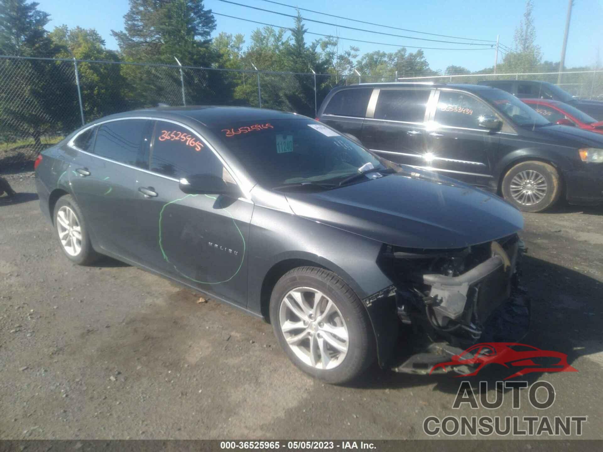 CHEVROLET MALIBU 2018 - 1G1ZD5ST5JF232195