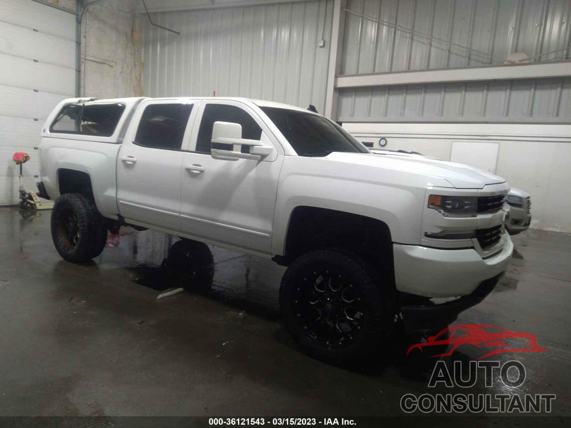 CHEVROLET SILVERADO 1500 2018 - 3GCUKREC4JG604389