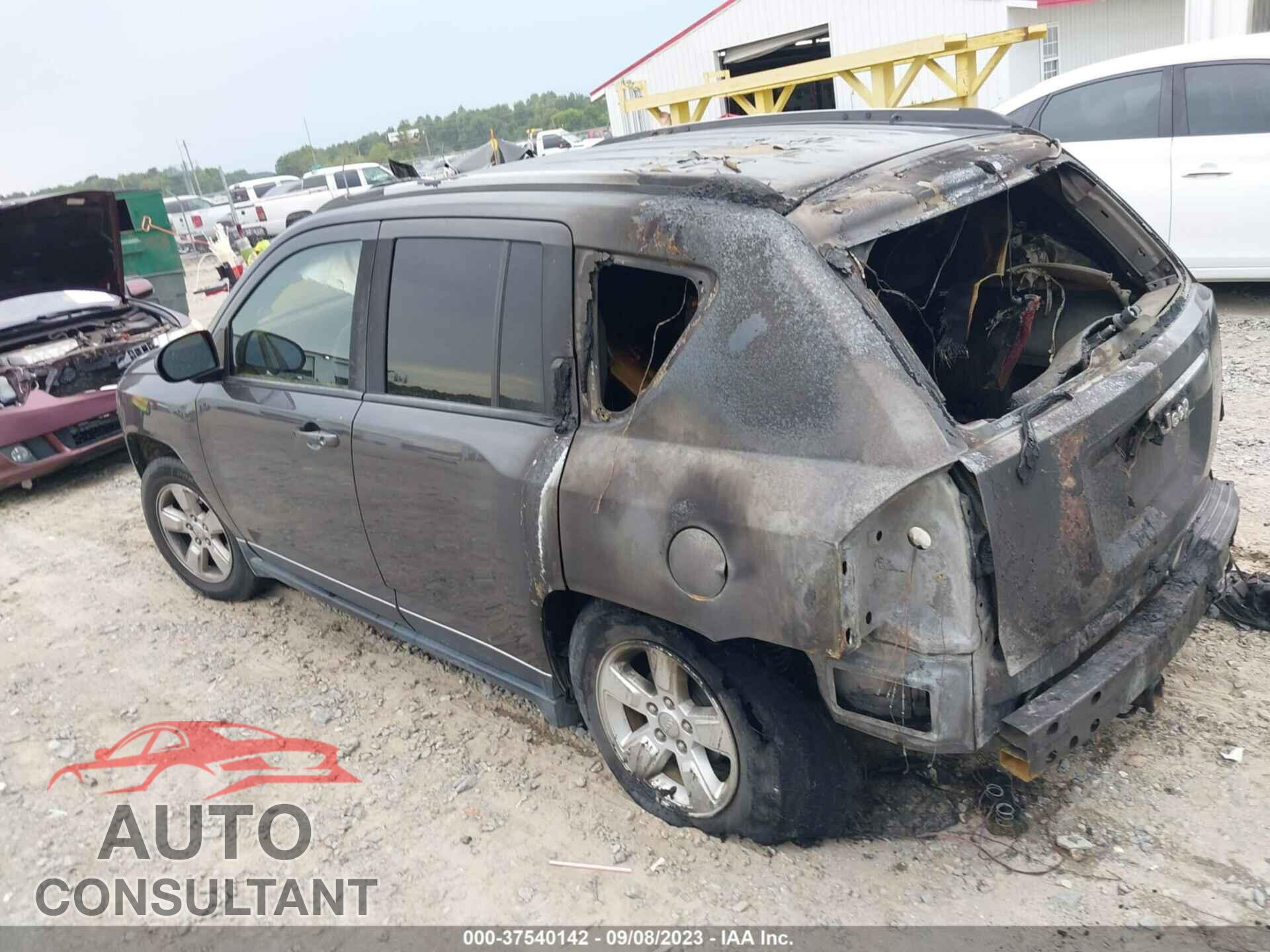 JEEP COMPASS 2015 - 1C4NJCBAXFD396918