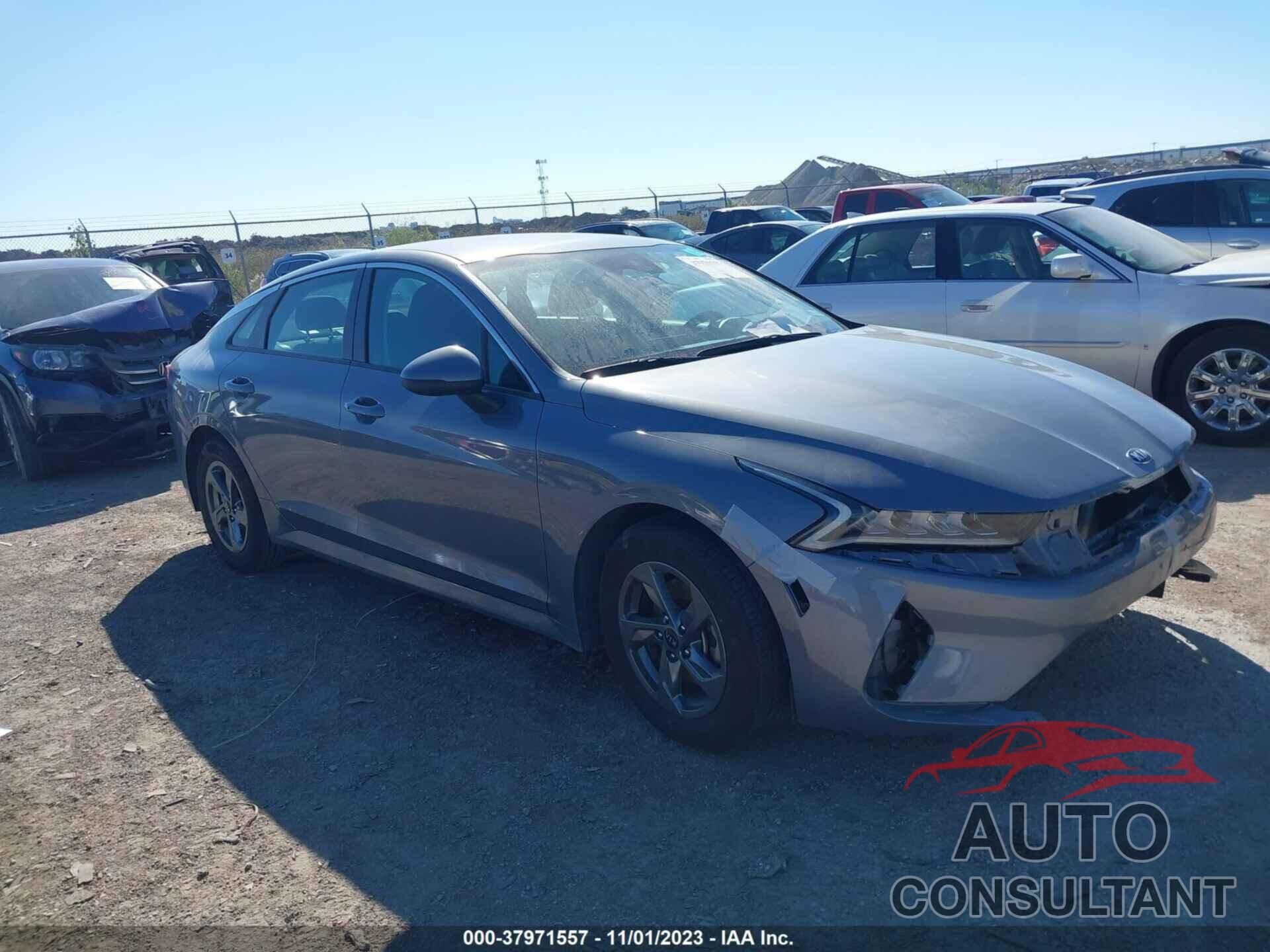 KIA K5 2021 - 5XXG14J21MG070372