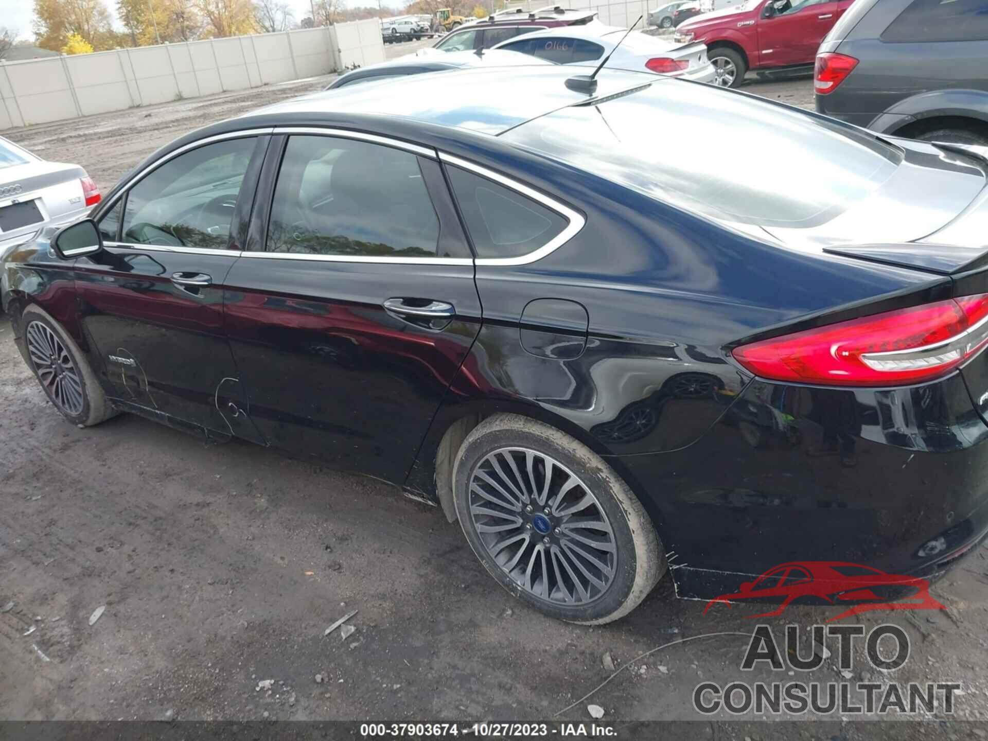 FORD FUSION HYBRID 2018 - 3FA6P0RUXJR174578