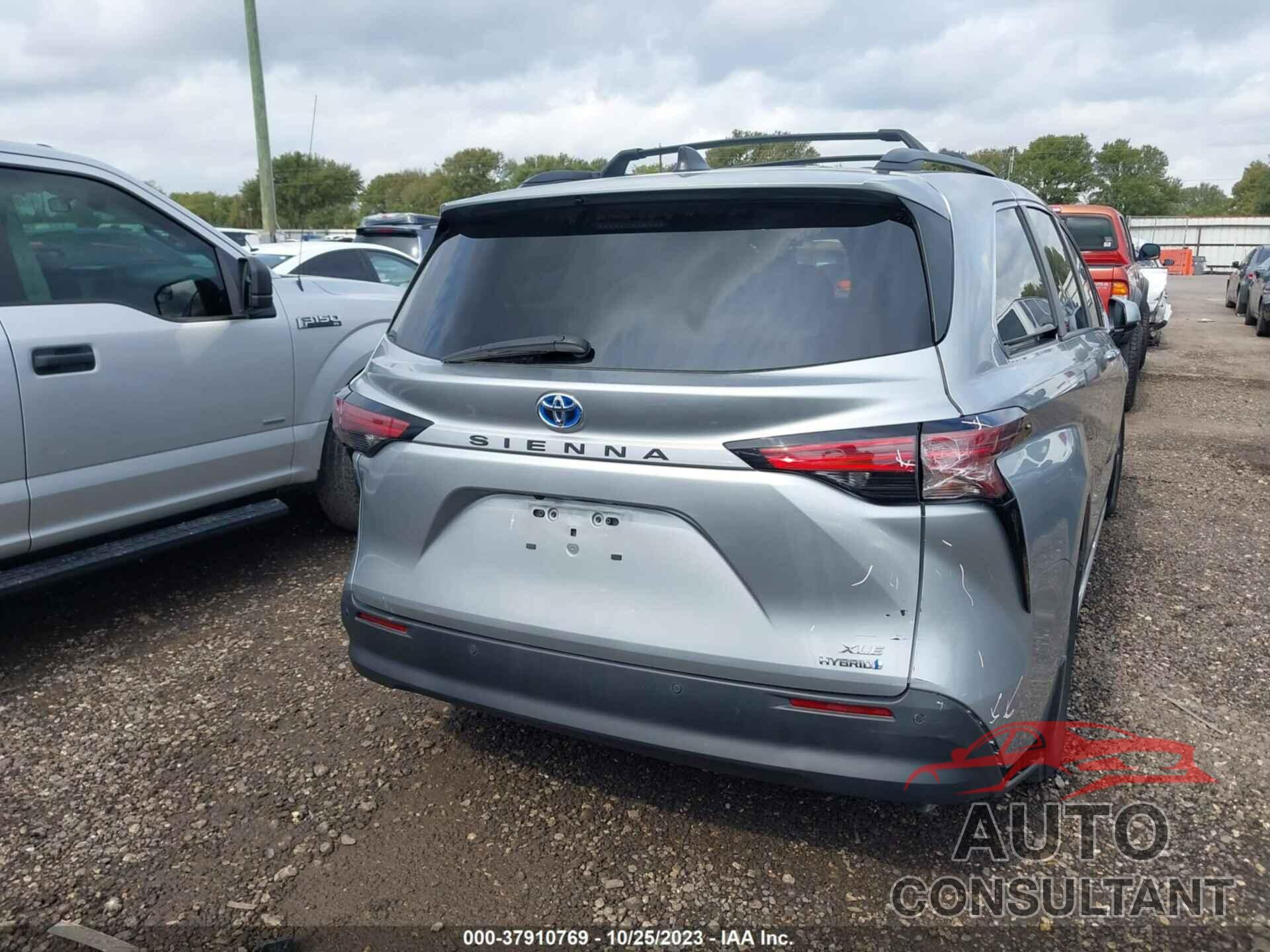 TOYOTA SIENNA 2022 - 5TDYRKECXNS078040